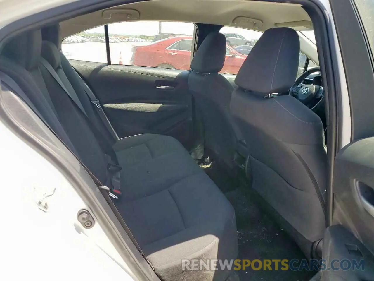 10 fotografías del automóvil dañado 5YFEPMAE3MP255921 TOYOTA COROLLA 2021