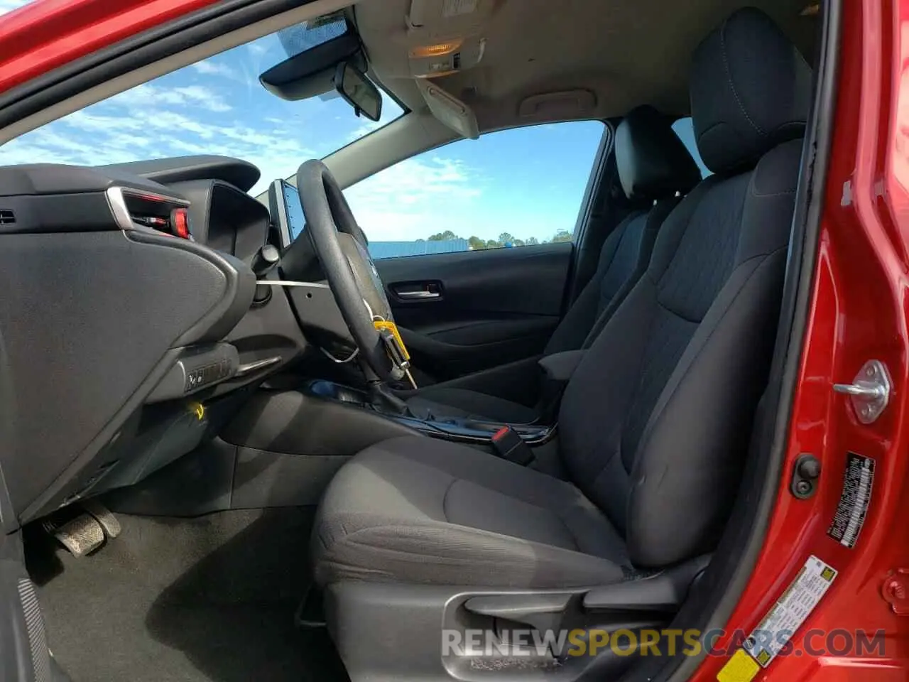 7 fotografías del automóvil dañado 5YFEPMAE3MP260097 TOYOTA COROLLA 2021