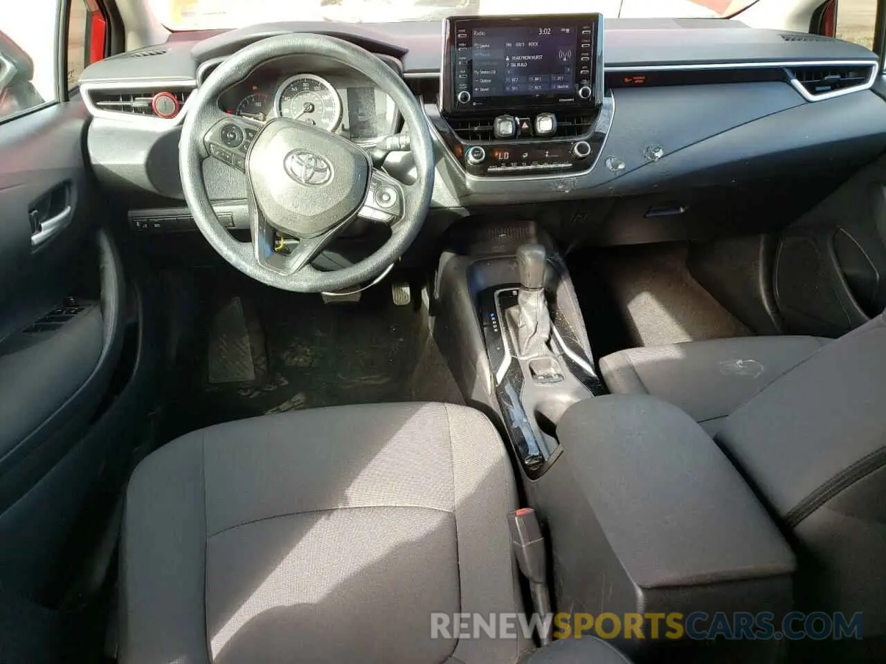 8 fotografías del automóvil dañado 5YFEPMAE3MP260097 TOYOTA COROLLA 2021