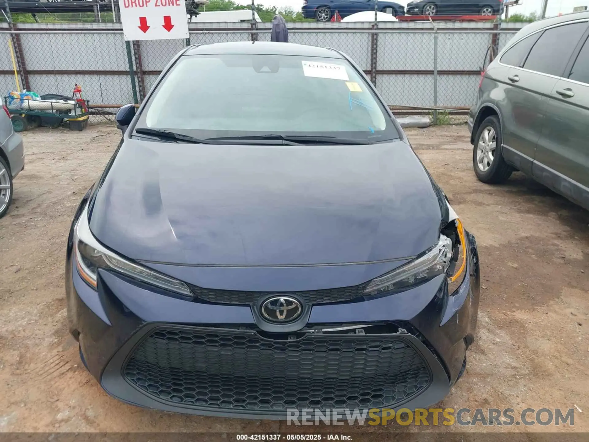 12 fotografías del automóvil dañado 5YFEPMAE3MP261136 TOYOTA COROLLA 2021