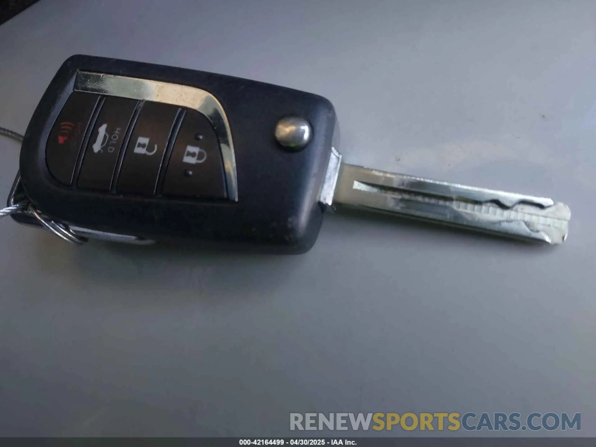 11 fotografías del automóvil dañado 5YFEPMAE4MP148246 TOYOTA COROLLA 2021