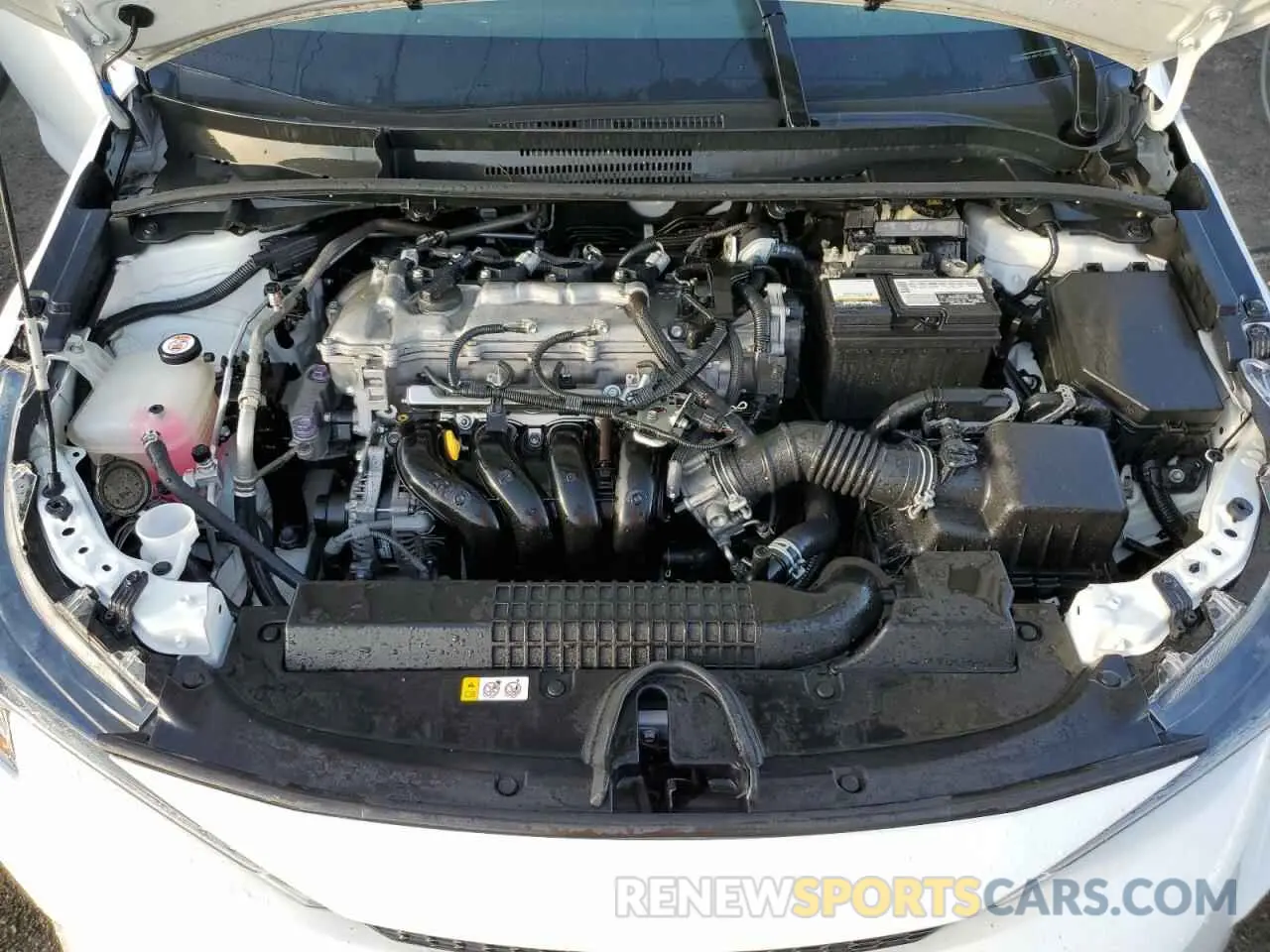 11 fotografías del automóvil dañado 5YFEPMAE4MP152894 TOYOTA COROLLA 2021