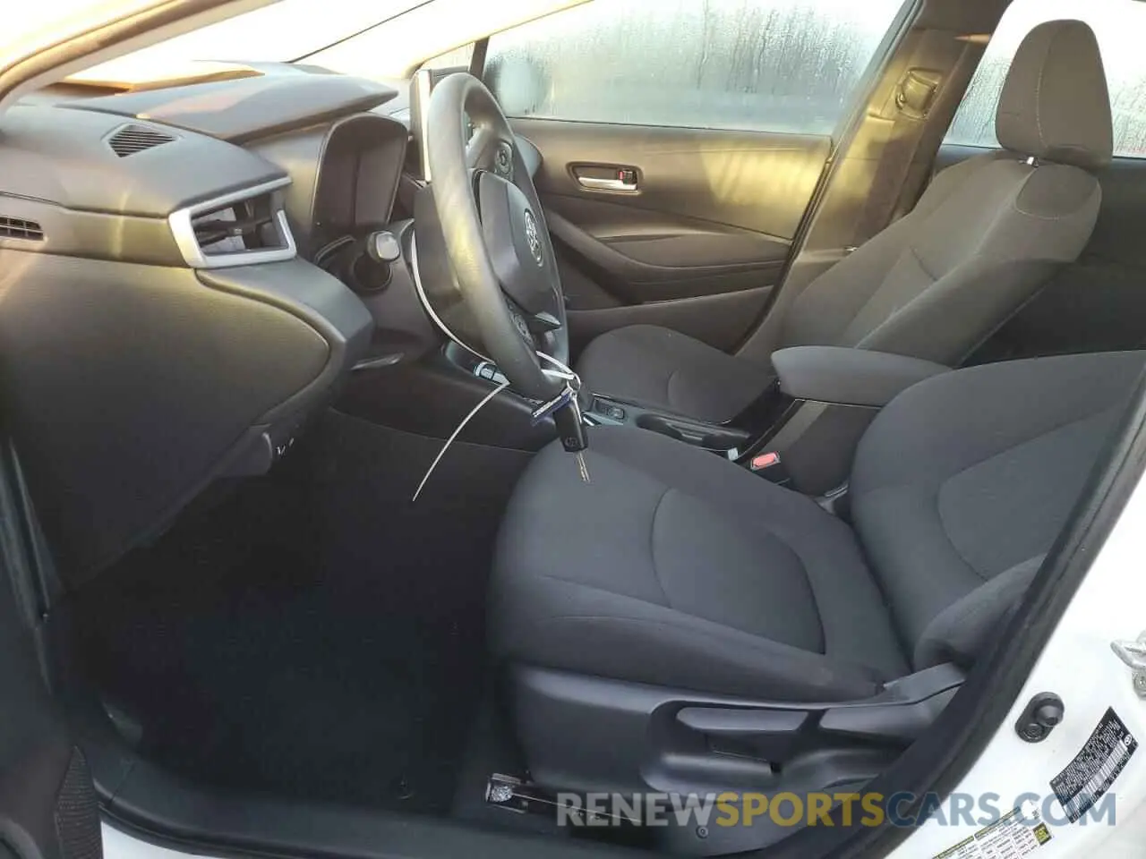 7 fotografías del automóvil dañado 5YFEPMAE4MP152894 TOYOTA COROLLA 2021