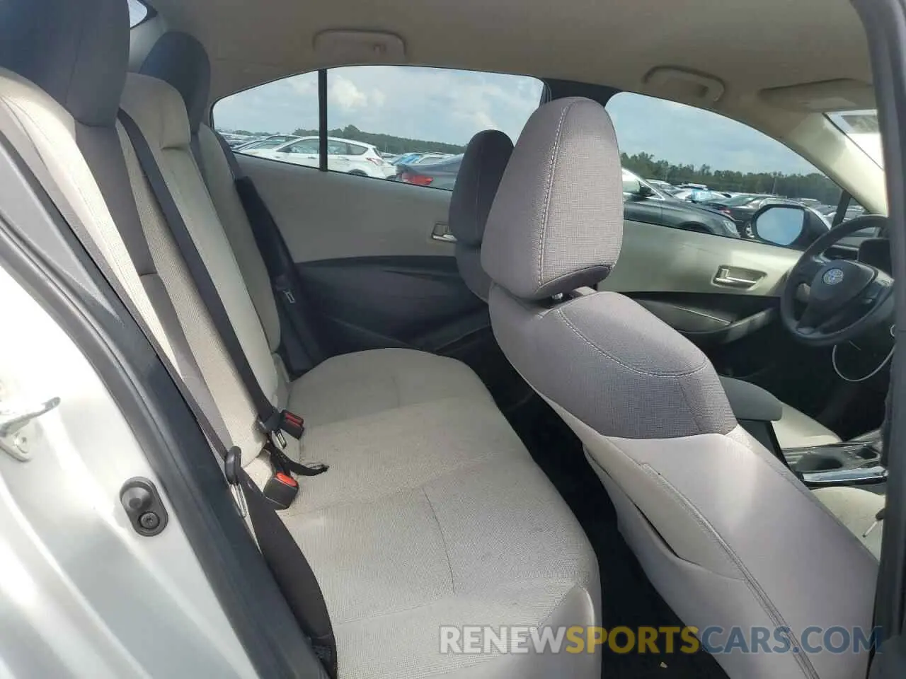10 fotografías del automóvil dañado 5YFEPMAE4MP163118 TOYOTA COROLLA 2021