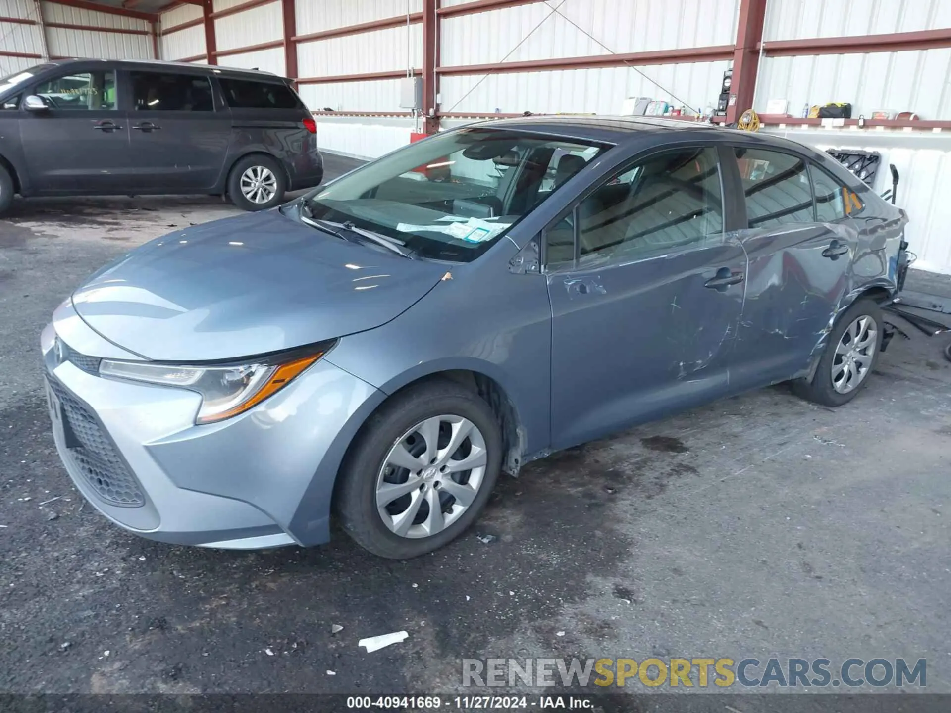2 fotografías del automóvil dañado 5YFEPMAE4MP163331 TOYOTA COROLLA 2021