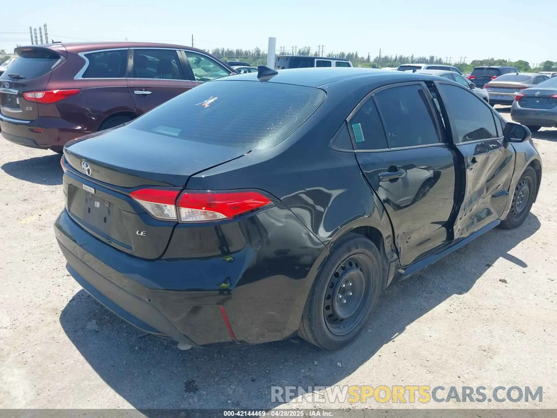 4 fotografías del automóvil dañado 5YFEPMAE4MP171641 TOYOTA COROLLA 2021