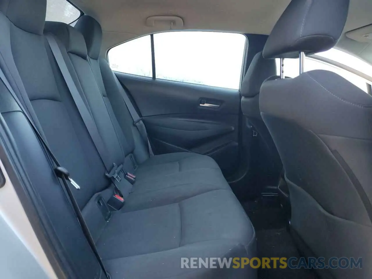 10 fotografías del automóvil dañado 5YFEPMAE4MP173860 TOYOTA COROLLA 2021