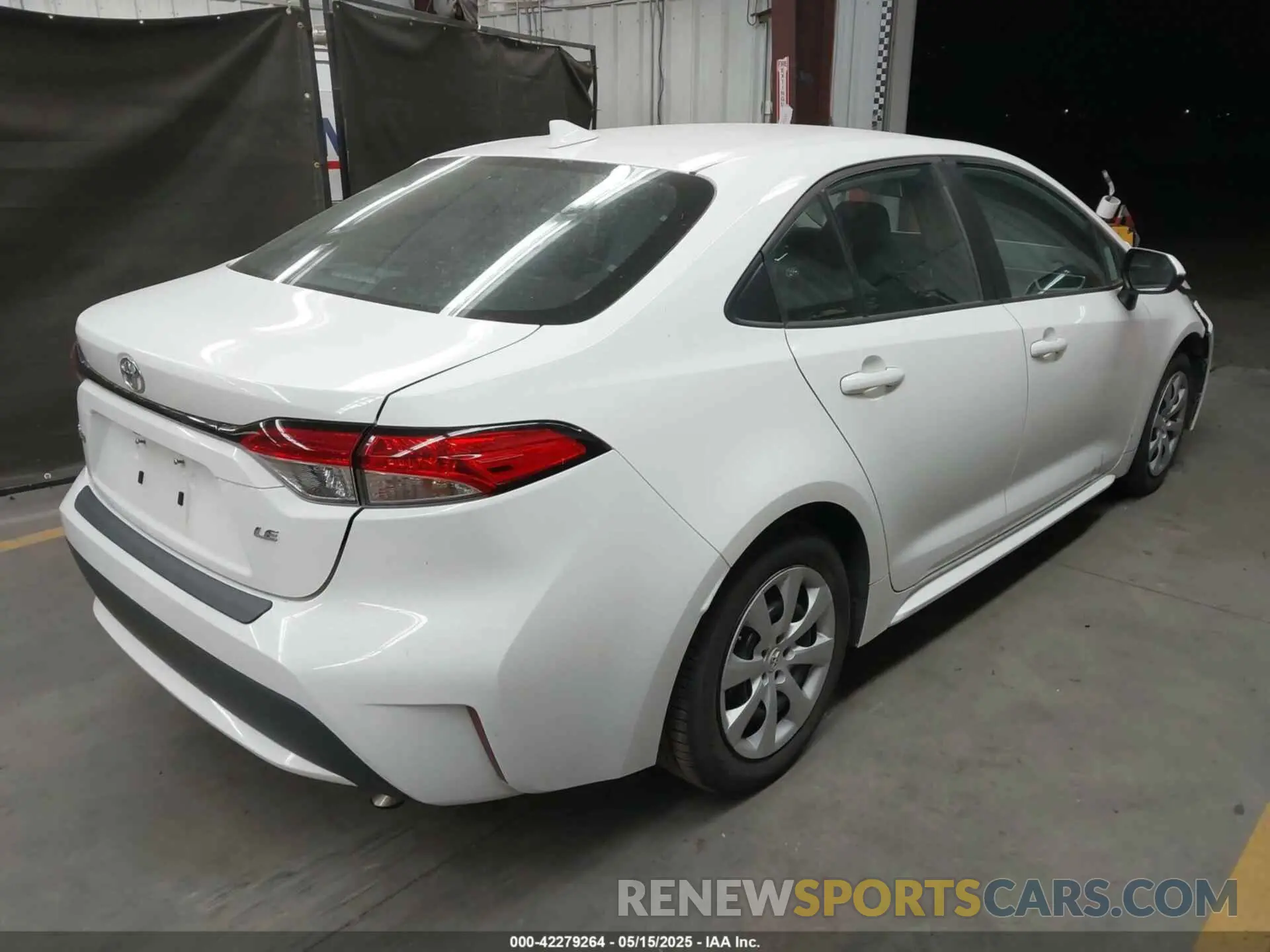 4 fotografías del automóvil dañado 5YFEPMAE4MP176743 TOYOTA COROLLA 2021