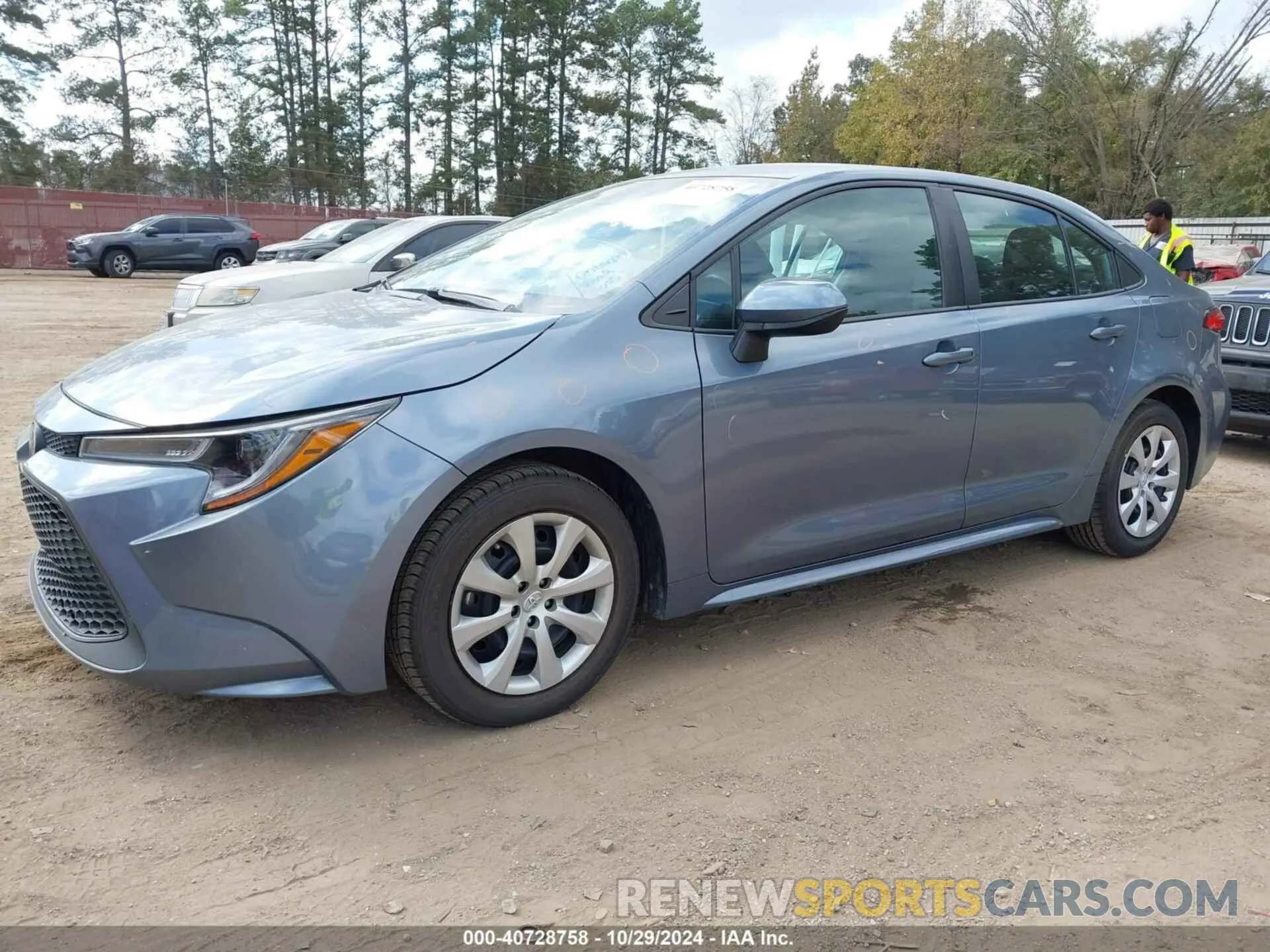 2 fotografías del automóvil dañado 5YFEPMAE4MP187838 TOYOTA COROLLA 2021