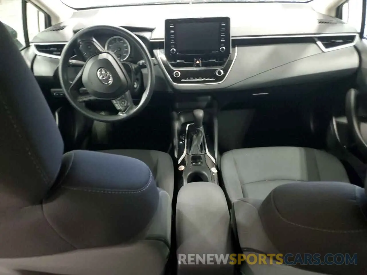 8 fotografías del automóvil dañado 5YFEPMAE4MP196510 TOYOTA COROLLA 2021