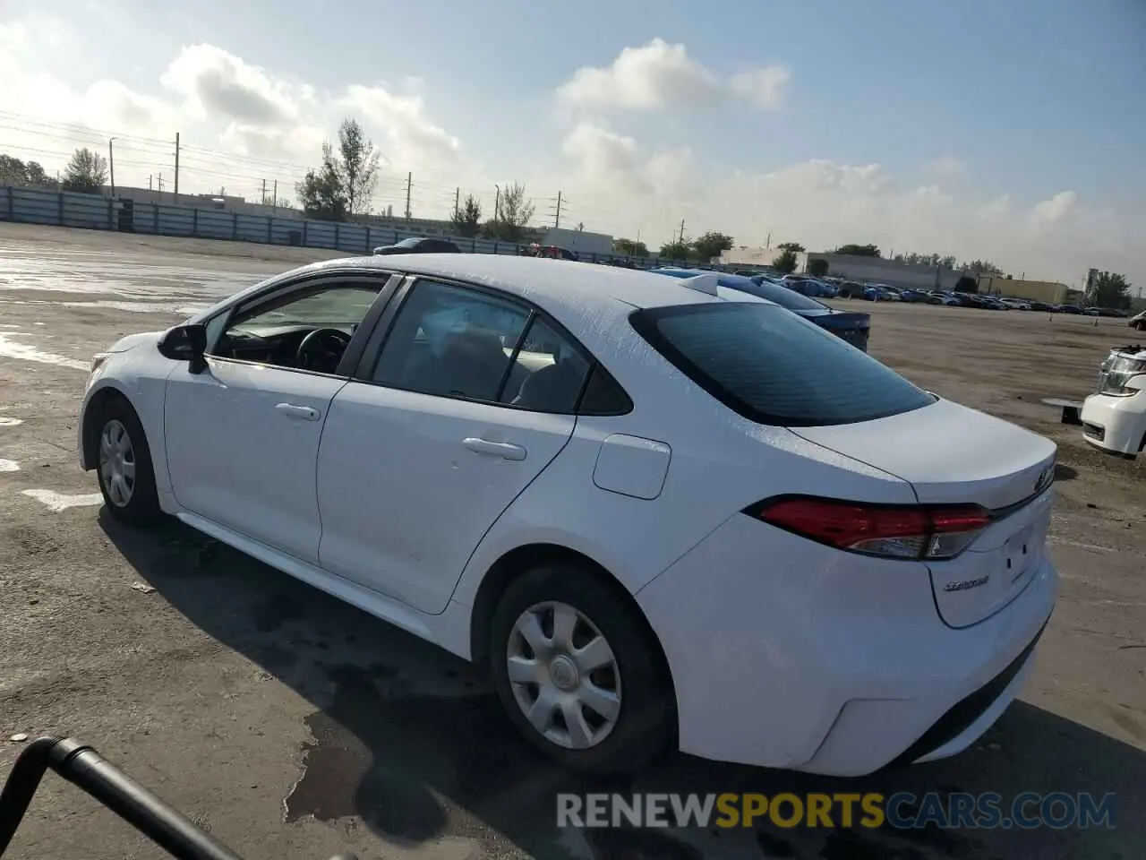 2 fotografías del automóvil dañado 5YFEPMAE4MP199665 TOYOTA COROLLA 2021
