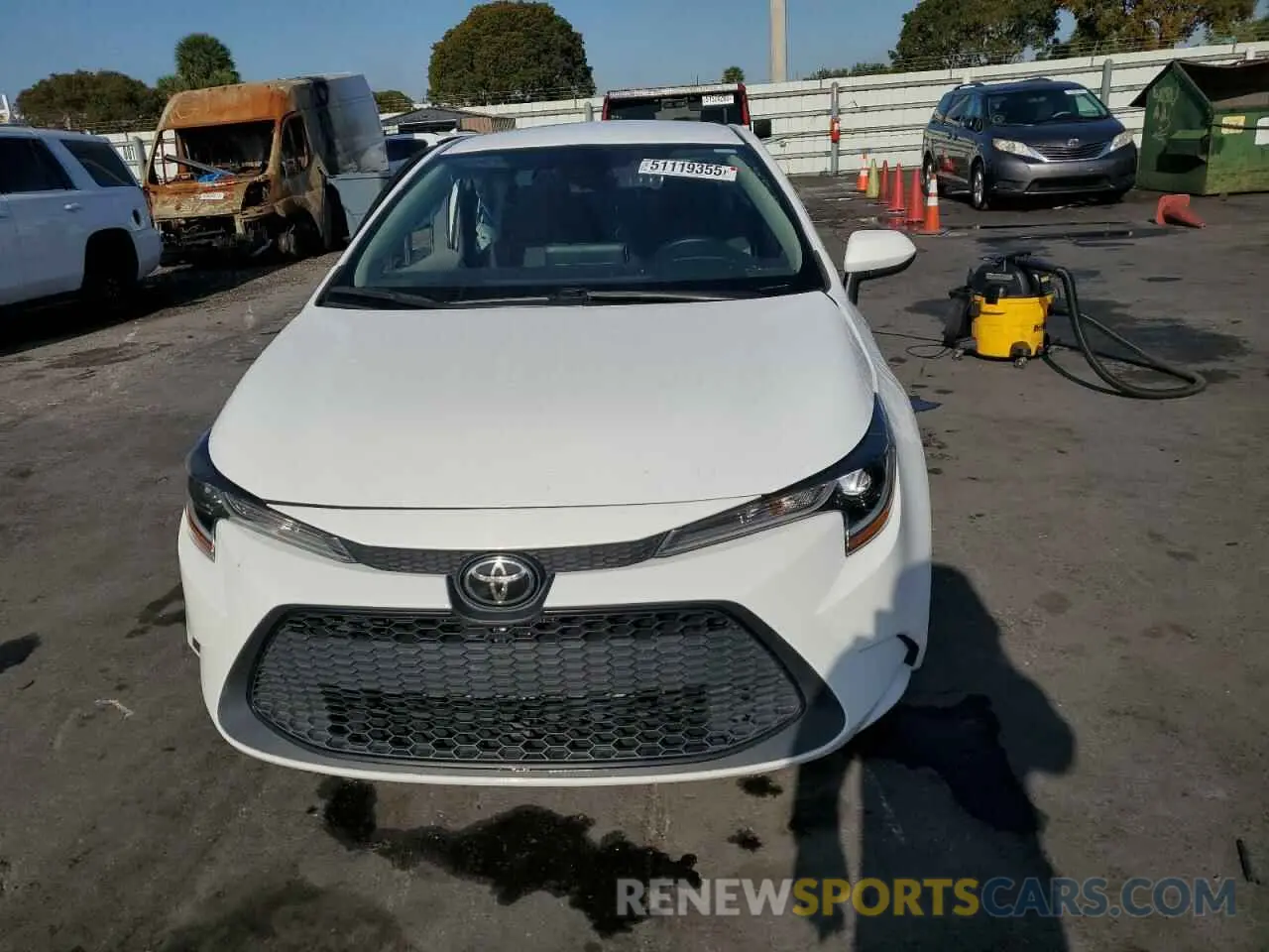 5 fotografías del automóvil dañado 5YFEPMAE4MP199665 TOYOTA COROLLA 2021