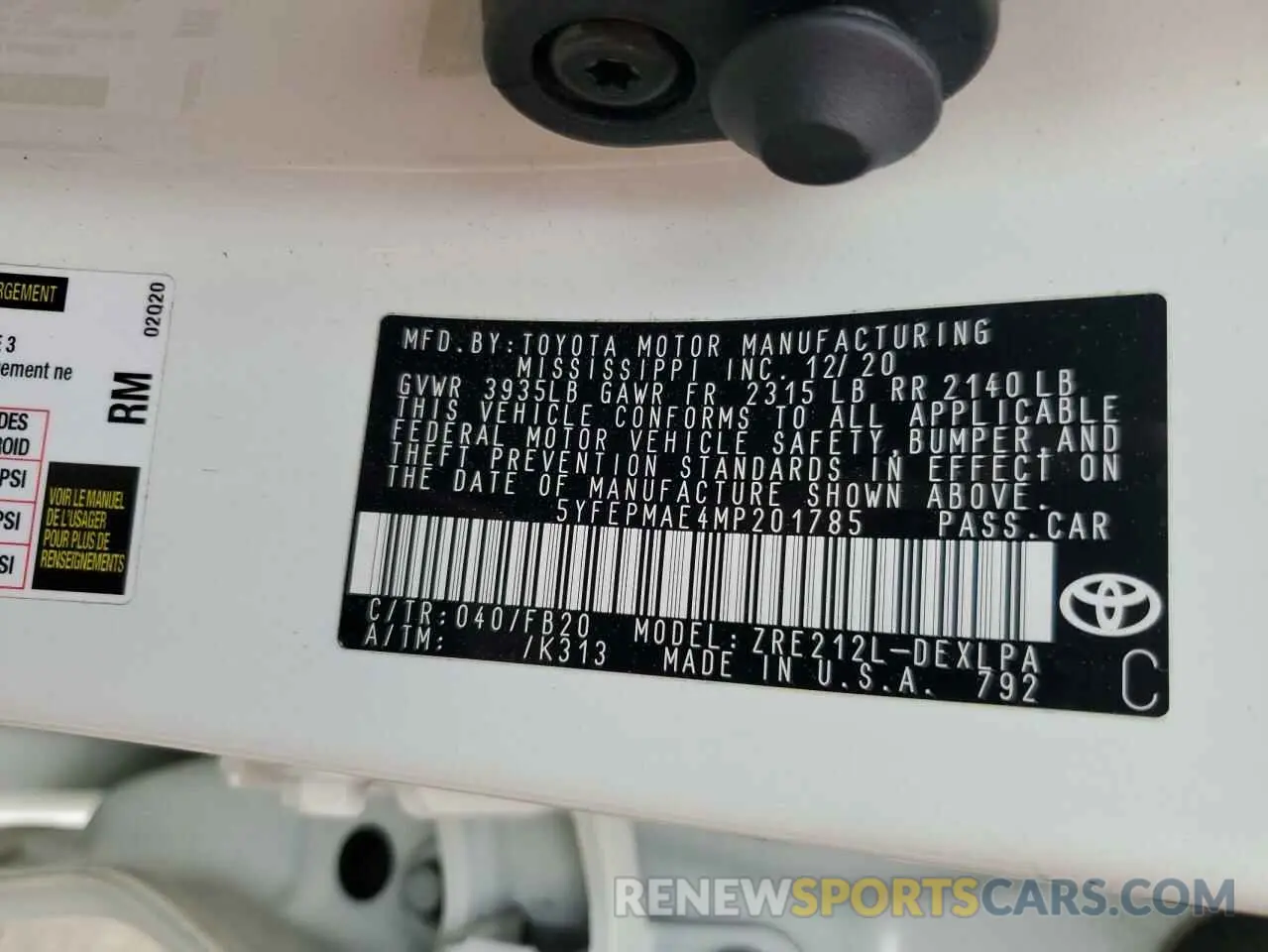 12 fotografías del automóvil dañado 5YFEPMAE4MP201785 TOYOTA COROLLA 2021