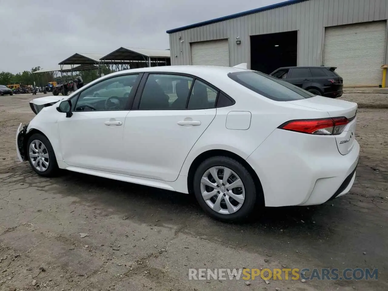 2 fotografías del automóvil dañado 5YFEPMAE4MP201785 TOYOTA COROLLA 2021