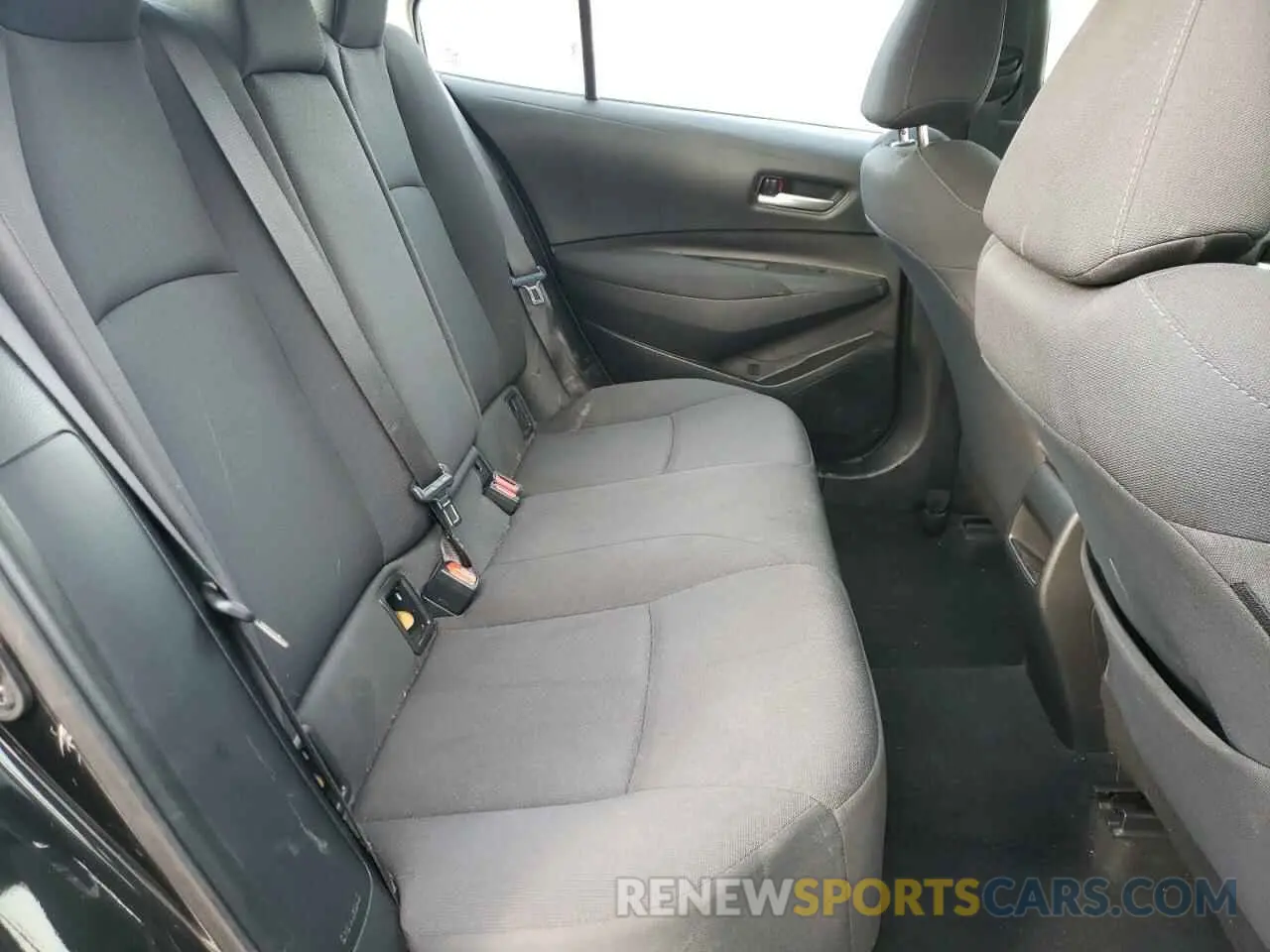 10 fotografías del automóvil dañado 5YFEPMAE4MP203746 TOYOTA COROLLA 2021