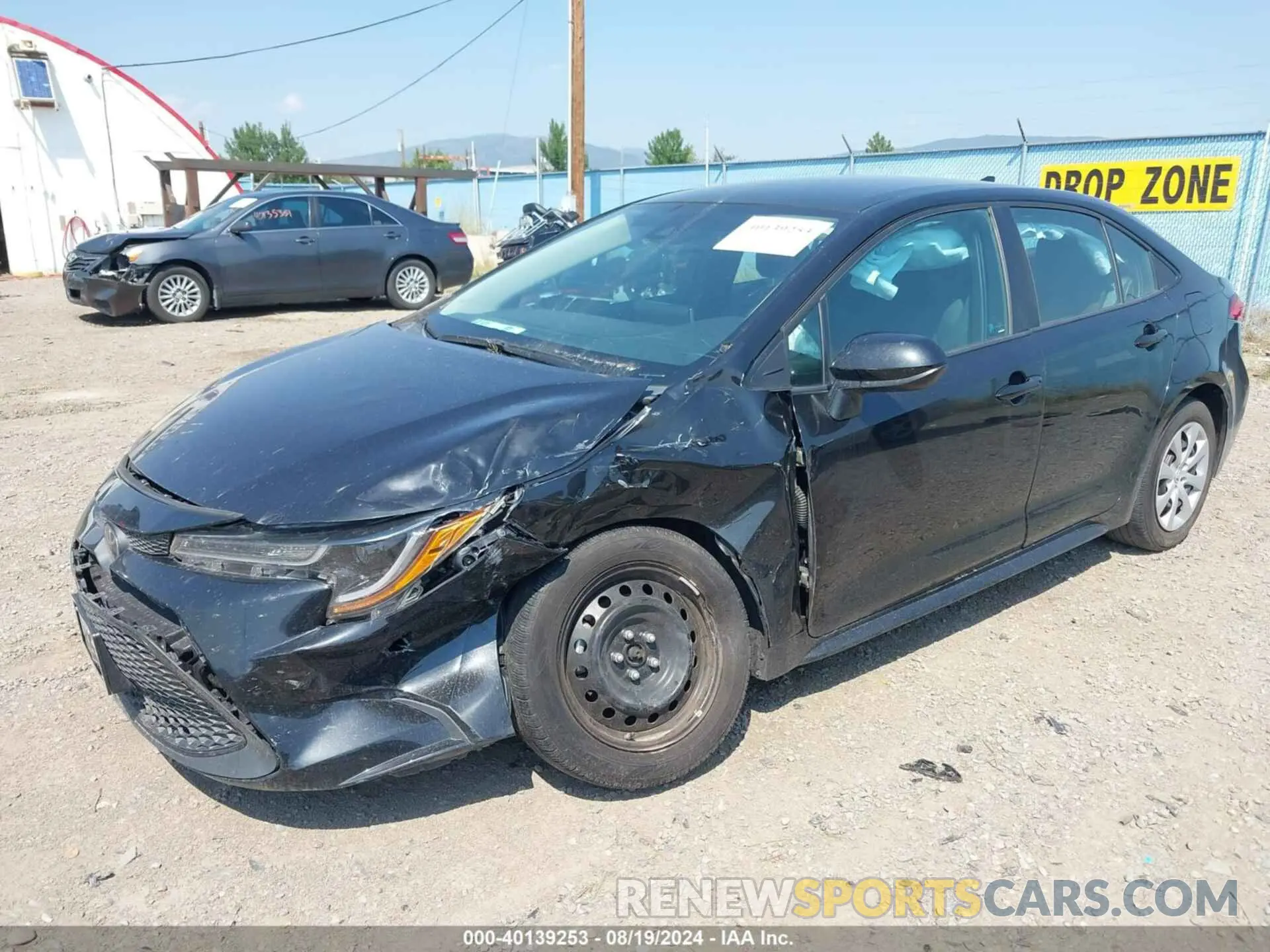 2 fotografías del automóvil dañado 5YFEPMAE4MP209126 TOYOTA COROLLA 2021