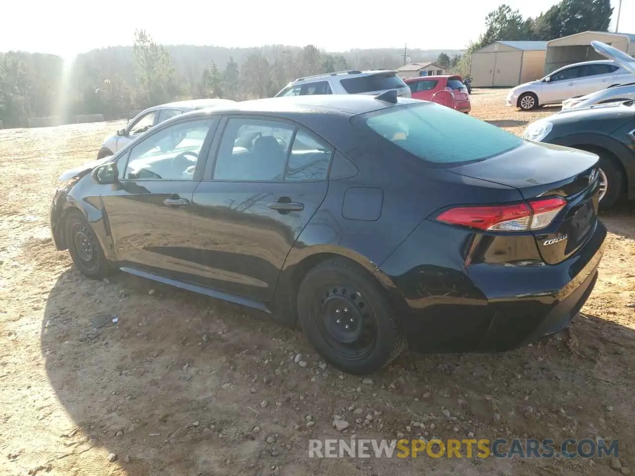 2 fotografías del automóvil dañado 5YFEPMAE4MP213032 TOYOTA COROLLA 2021