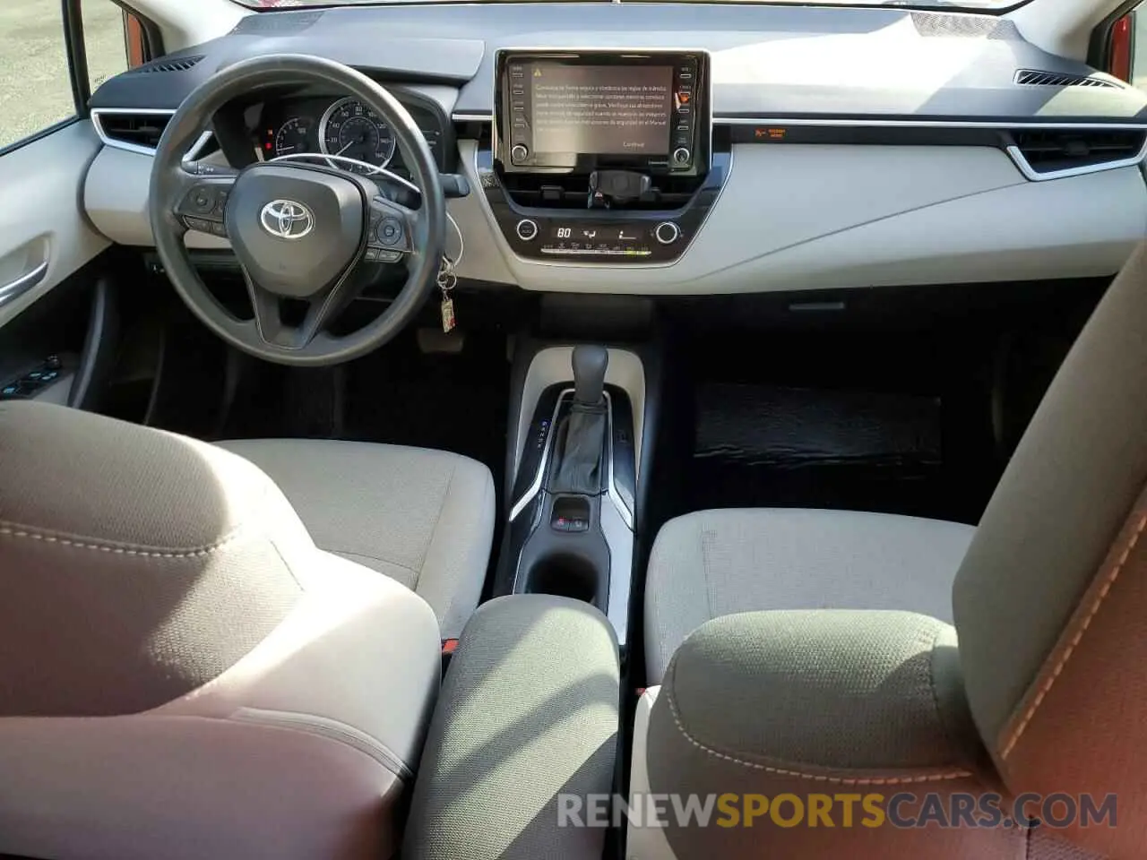 8 fotografías del automóvil dañado 5YFEPMAE4MP218683 TOYOTA COROLLA 2021
