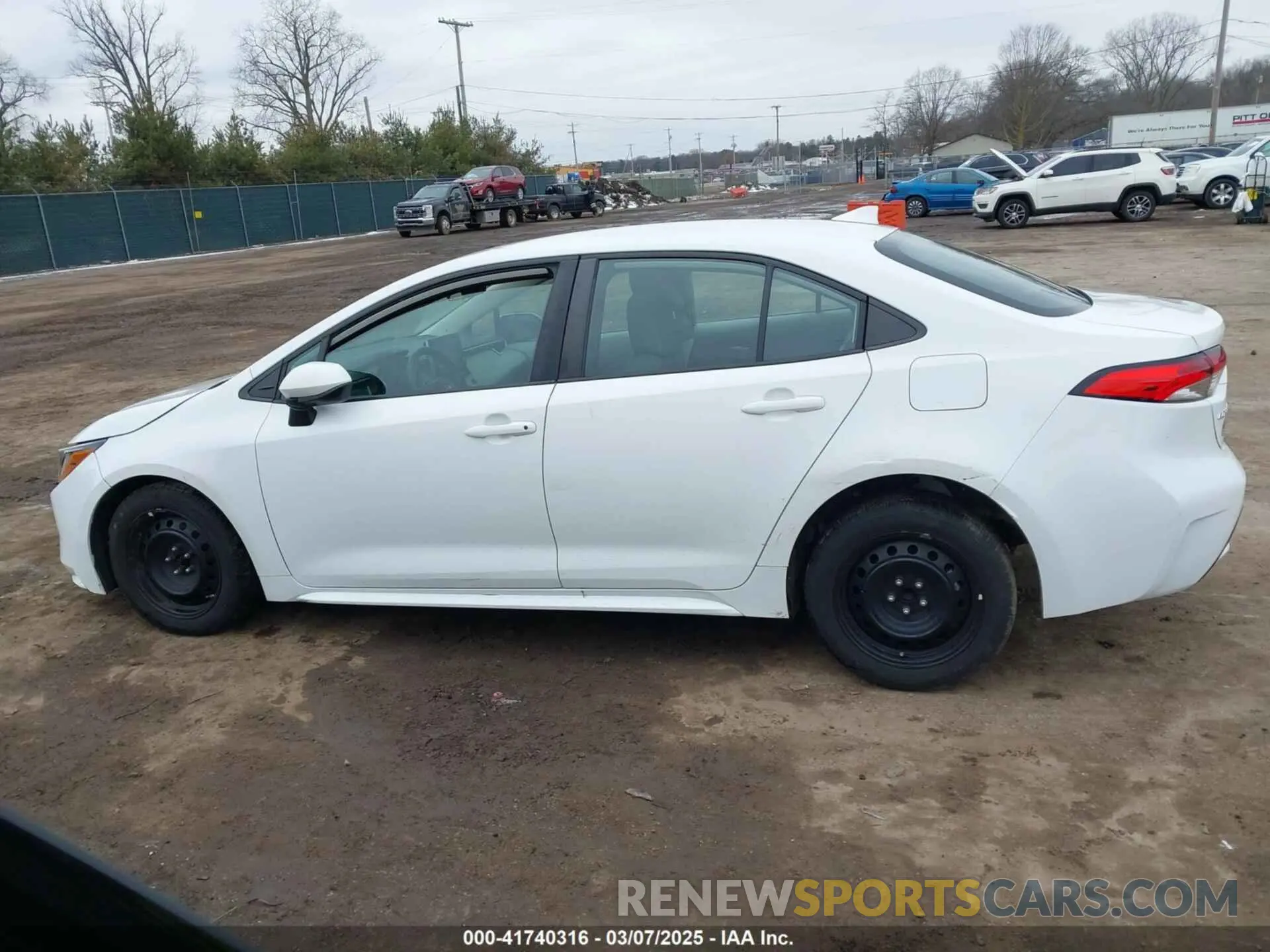 14 fotografías del automóvil dañado 5YFEPMAE4MP231949 TOYOTA COROLLA 2021