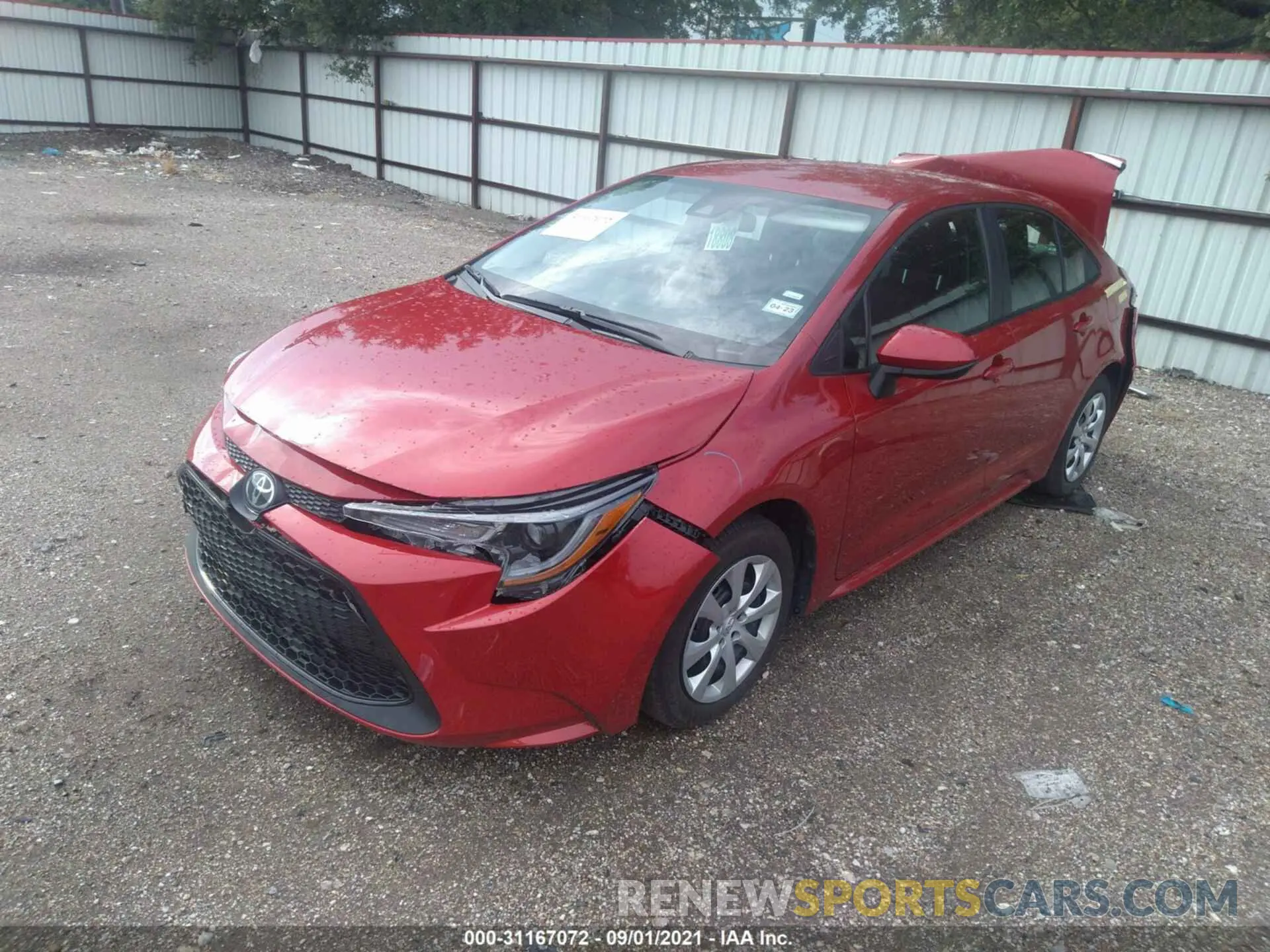 2 fotografías del automóvil dañado 5YFEPMAE4MP238030 TOYOTA COROLLA 2021