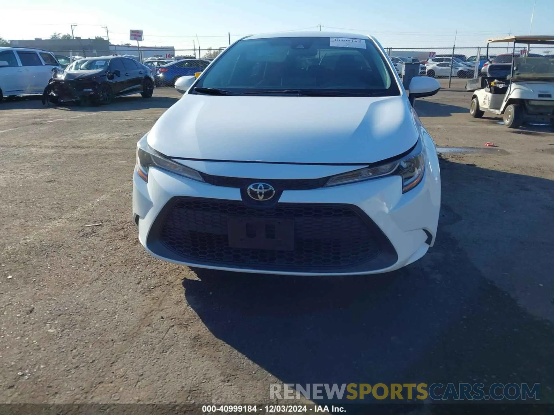 12 fotografías del automóvil dañado 5YFEPMAE4MP242093 TOYOTA COROLLA 2021