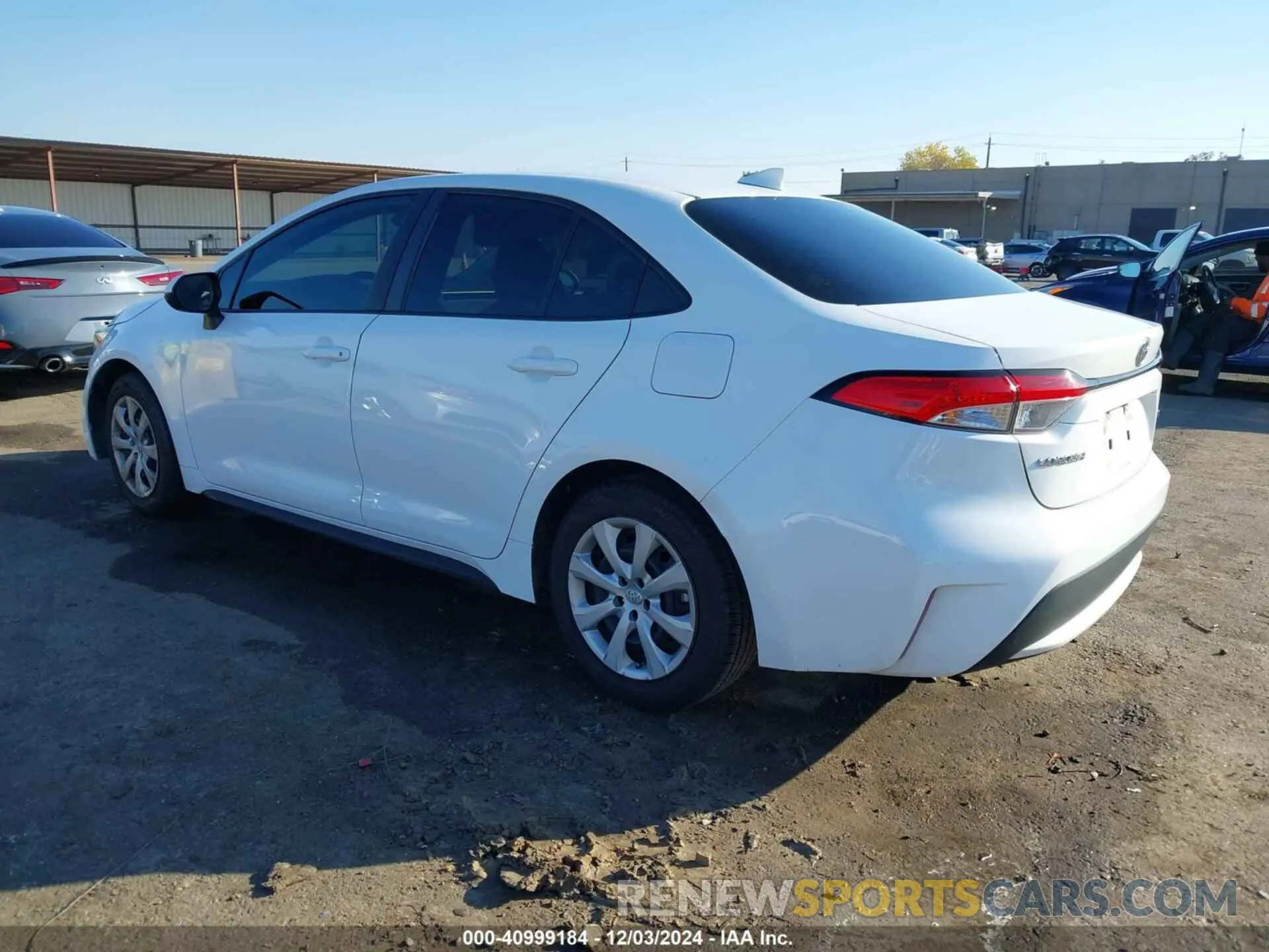 3 fotografías del automóvil dañado 5YFEPMAE4MP242093 TOYOTA COROLLA 2021