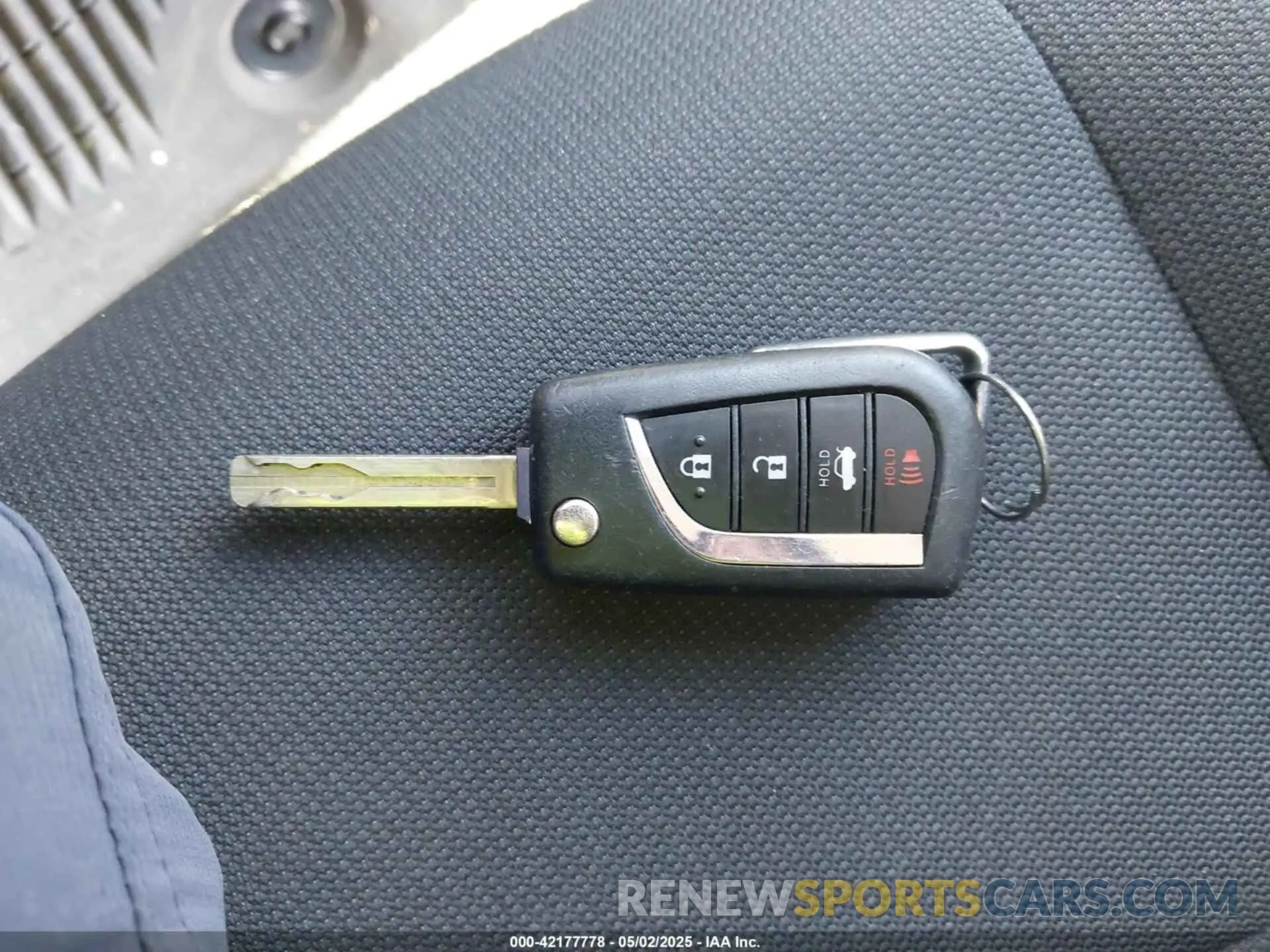 11 fotografías del automóvil dañado 5YFEPMAE4MP248797 TOYOTA COROLLA 2021