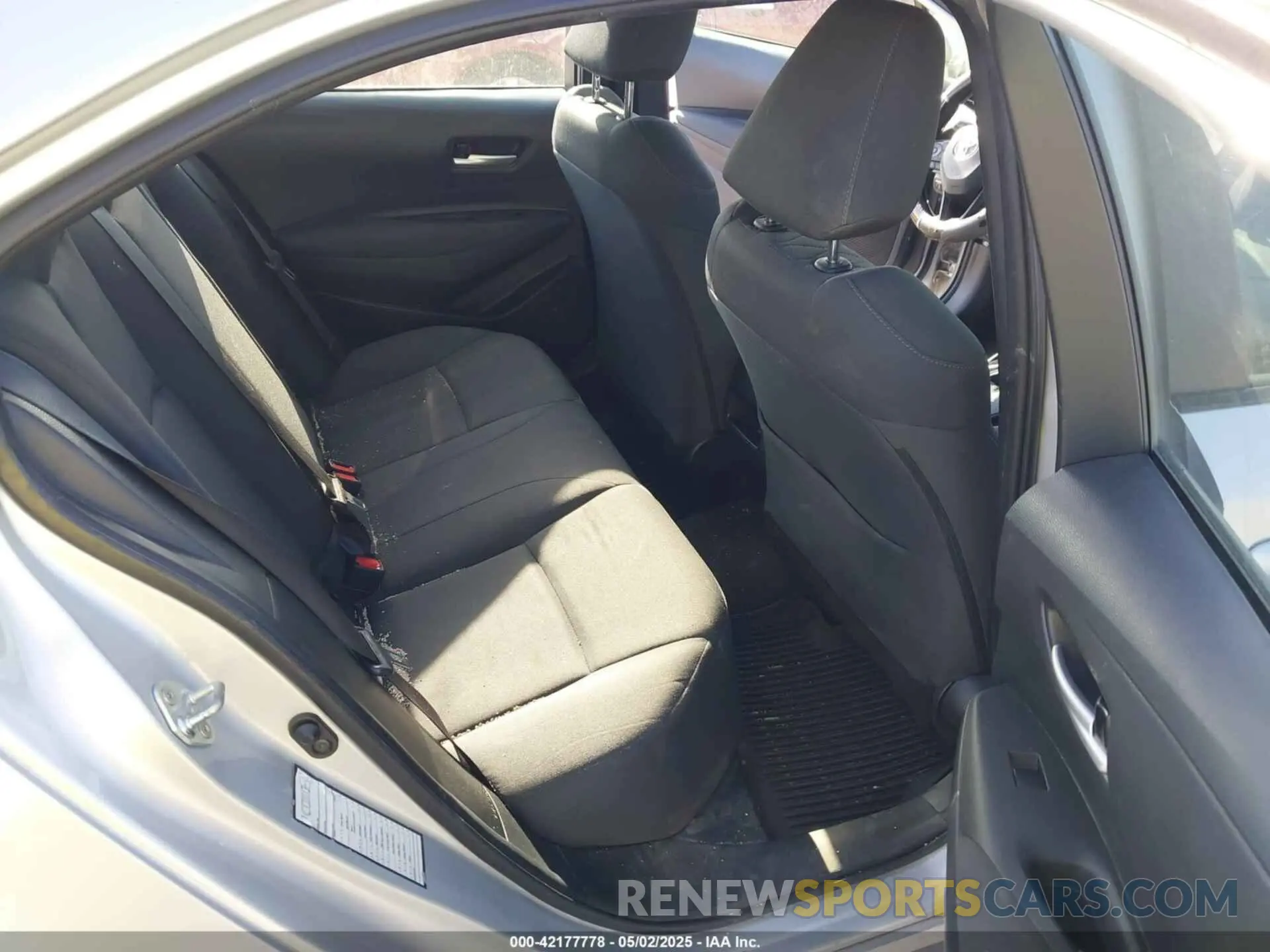 8 fotografías del automóvil dañado 5YFEPMAE4MP248797 TOYOTA COROLLA 2021