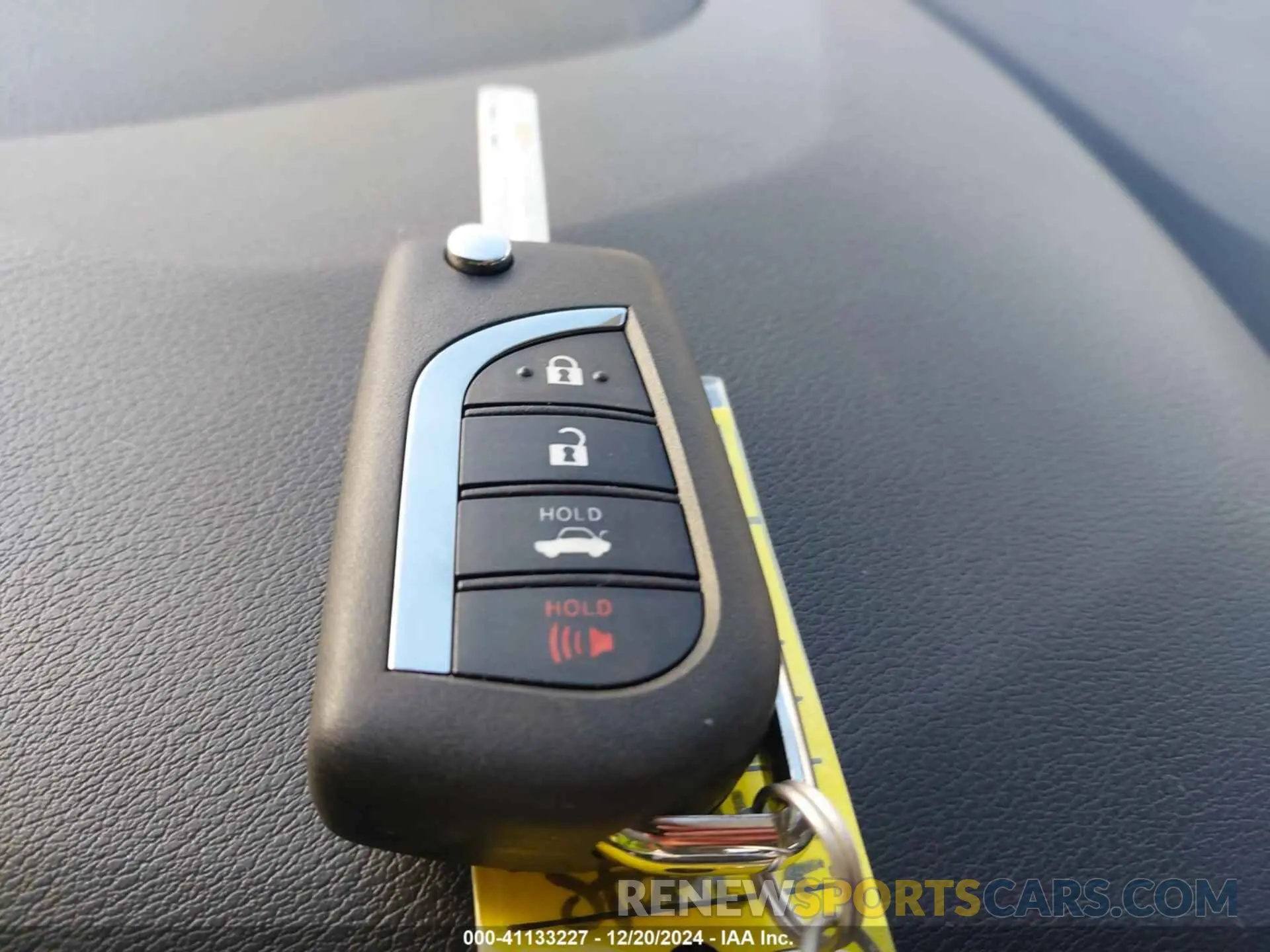 11 fotografías del automóvil dañado 5YFEPMAE4MP249660 TOYOTA COROLLA 2021
