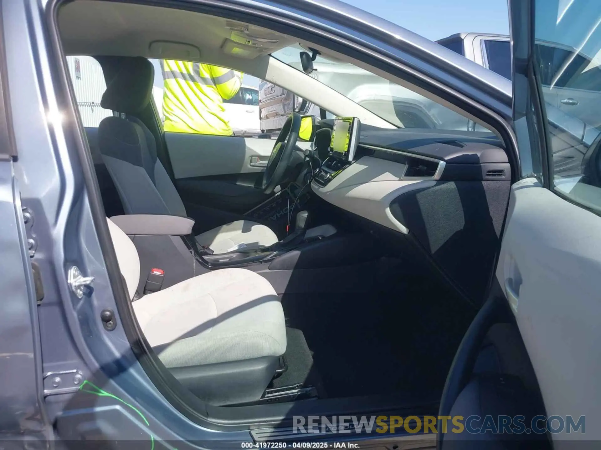 5 fotografías del automóvil dañado 5YFEPMAE4MP254678 TOYOTA COROLLA 2021