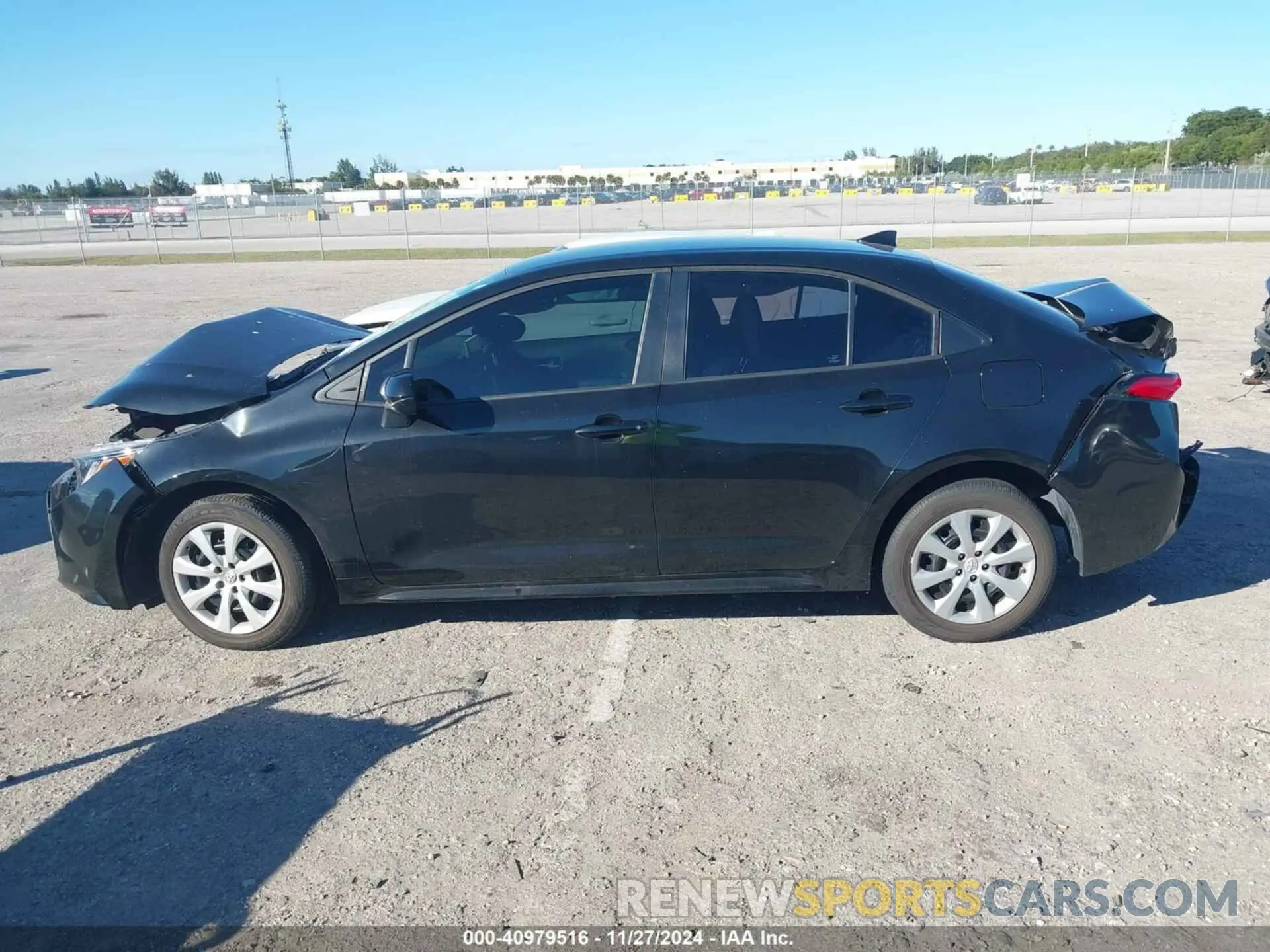 13 fotografías del automóvil dañado 5YFEPMAE4MP255071 TOYOTA COROLLA 2021