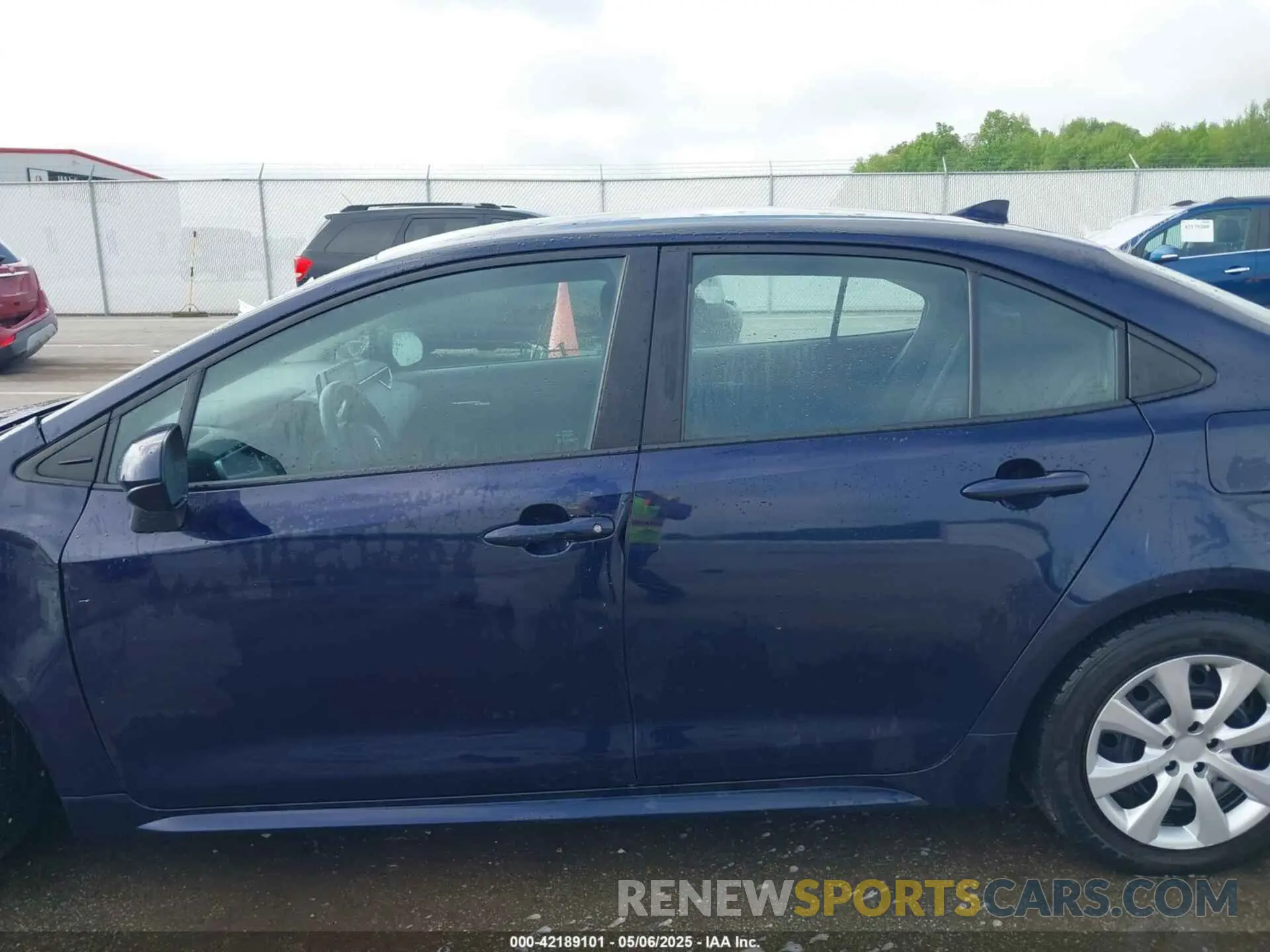 14 fotografías del automóvil dañado 5YFEPMAE4MP260948 TOYOTA COROLLA 2021