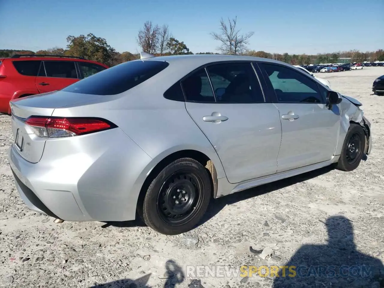 3 fotografías del automóvil dañado 5YFEPMAE4MP265261 TOYOTA COROLLA 2021