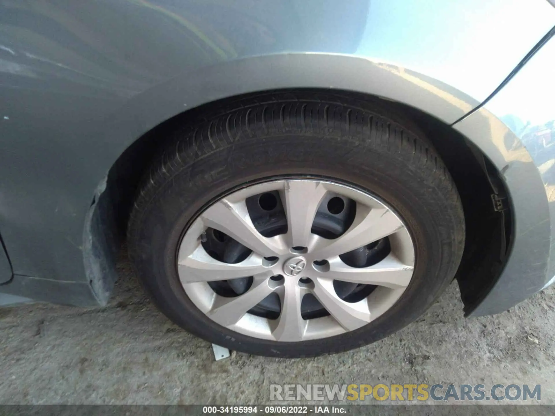 14 fotografías del automóvil dañado 5YFEPMAE4MP269309 TOYOTA COROLLA 2021