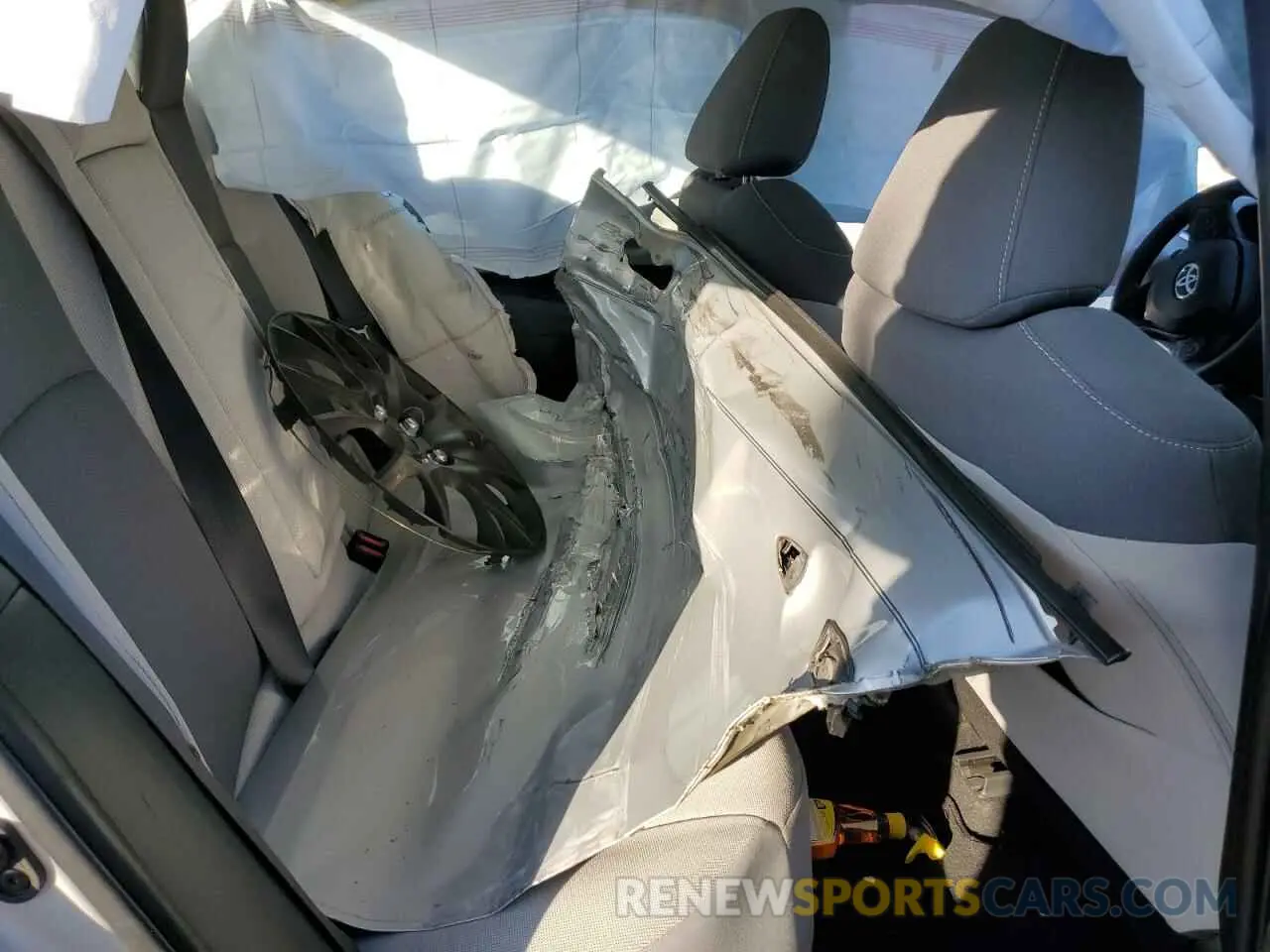 10 fotografías del automóvil dañado 5YFEPMAE5MP149714 TOYOTA COROLLA 2021