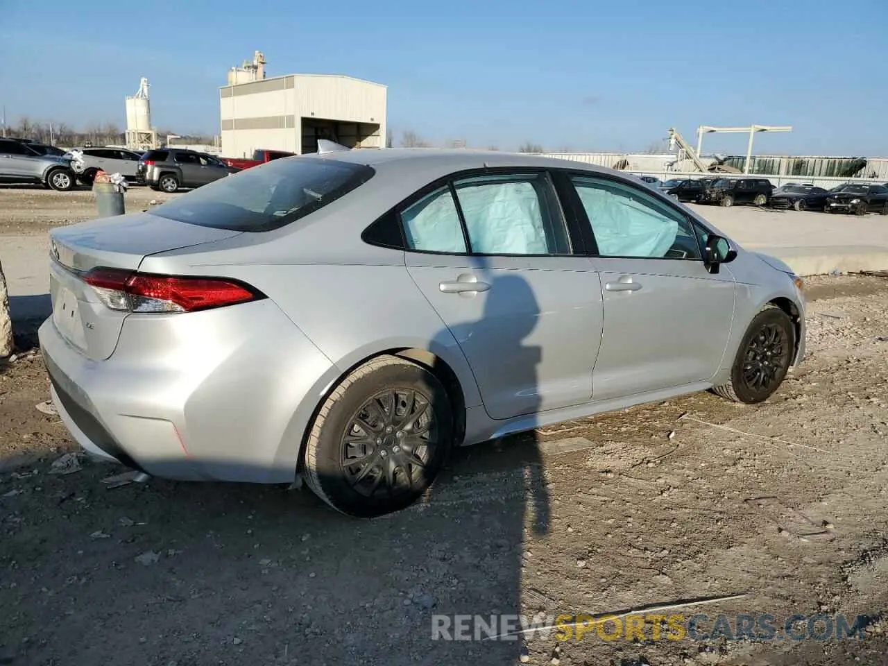 3 fotografías del automóvil dañado 5YFEPMAE5MP149714 TOYOTA COROLLA 2021