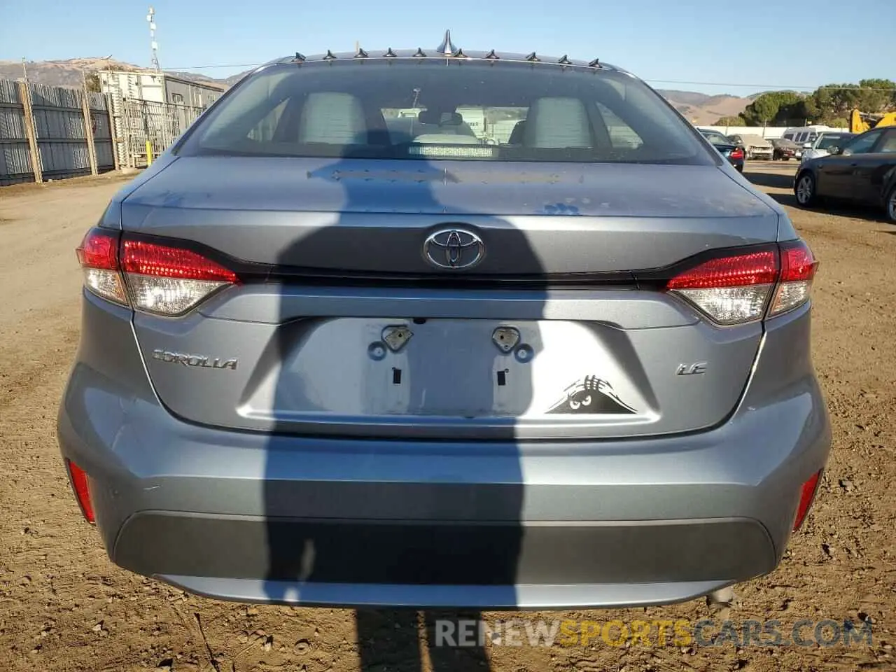 6 fotografías del automóvil dañado 5YFEPMAE5MP161300 TOYOTA COROLLA 2021