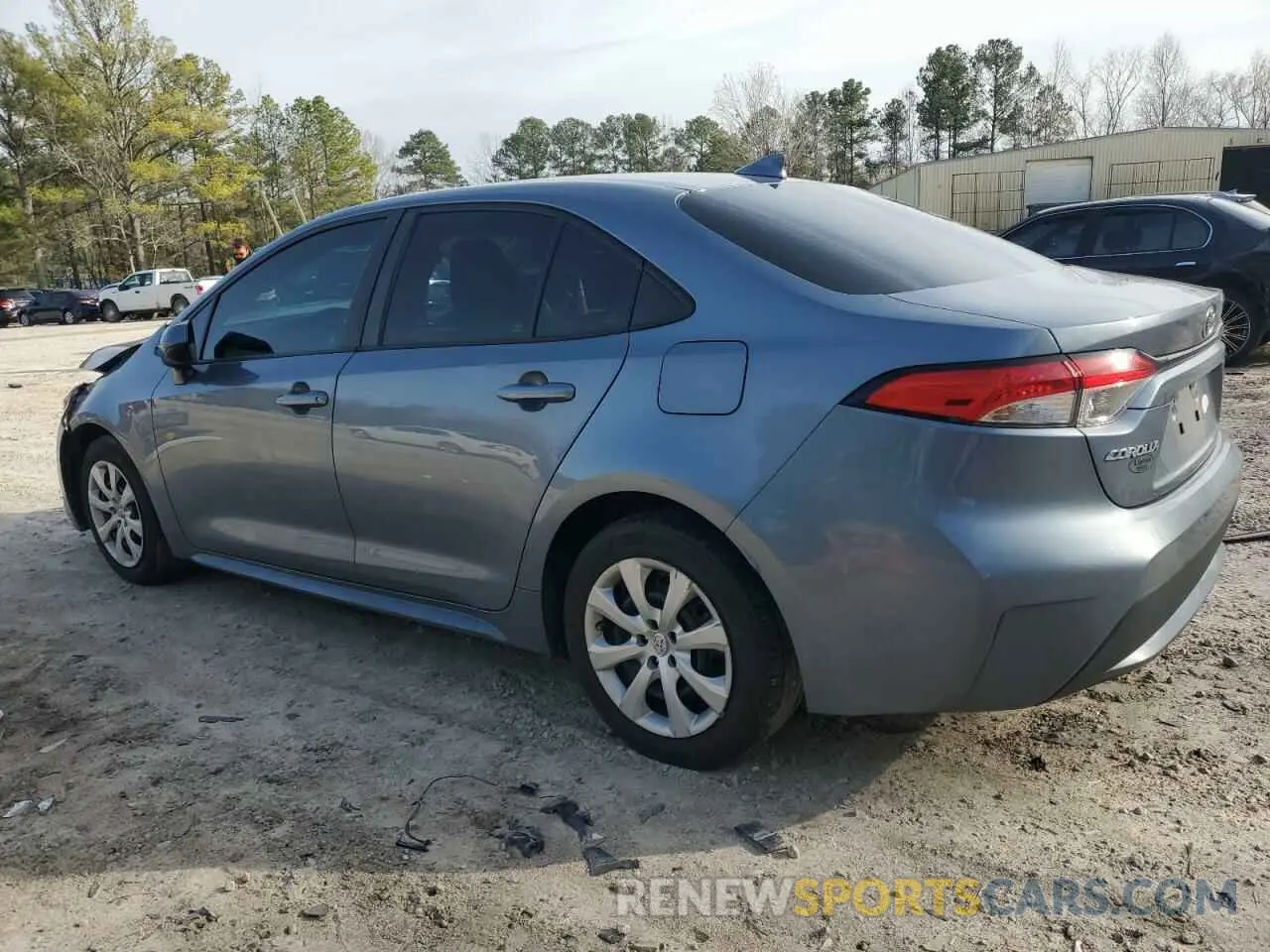 2 fotografías del automóvil dañado 5YFEPMAE5MP173804 TOYOTA COROLLA 2021