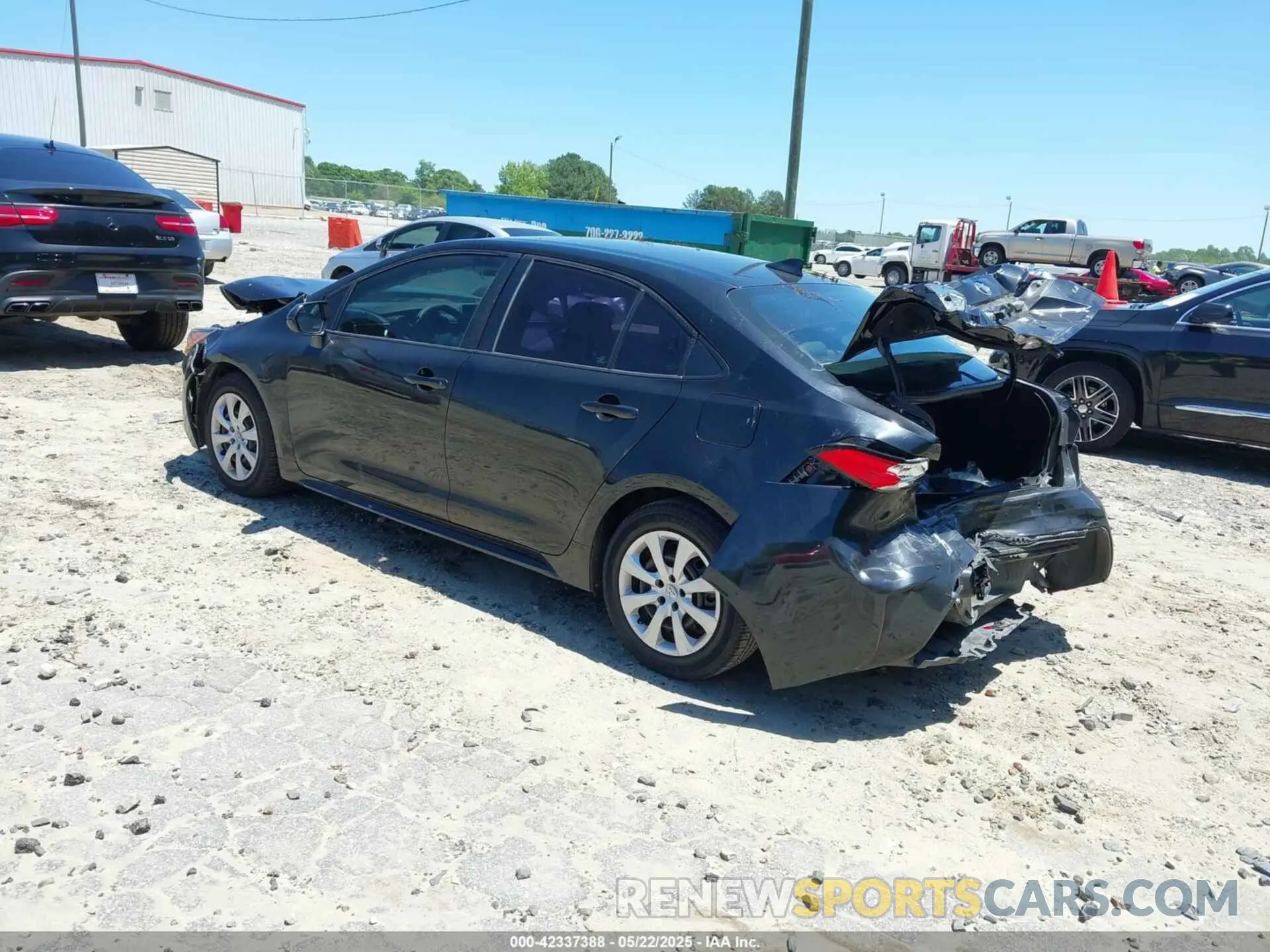 3 fotografías del automóvil dañado 5YFEPMAE5MP174063 TOYOTA COROLLA 2021
