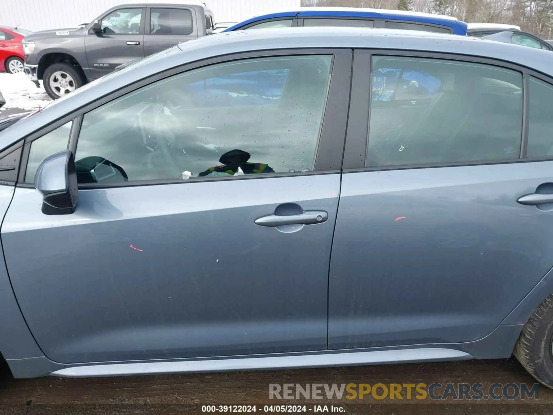 14 fotografías del automóvil dañado 5YFEPMAE5MP181059 TOYOTA COROLLA 2021