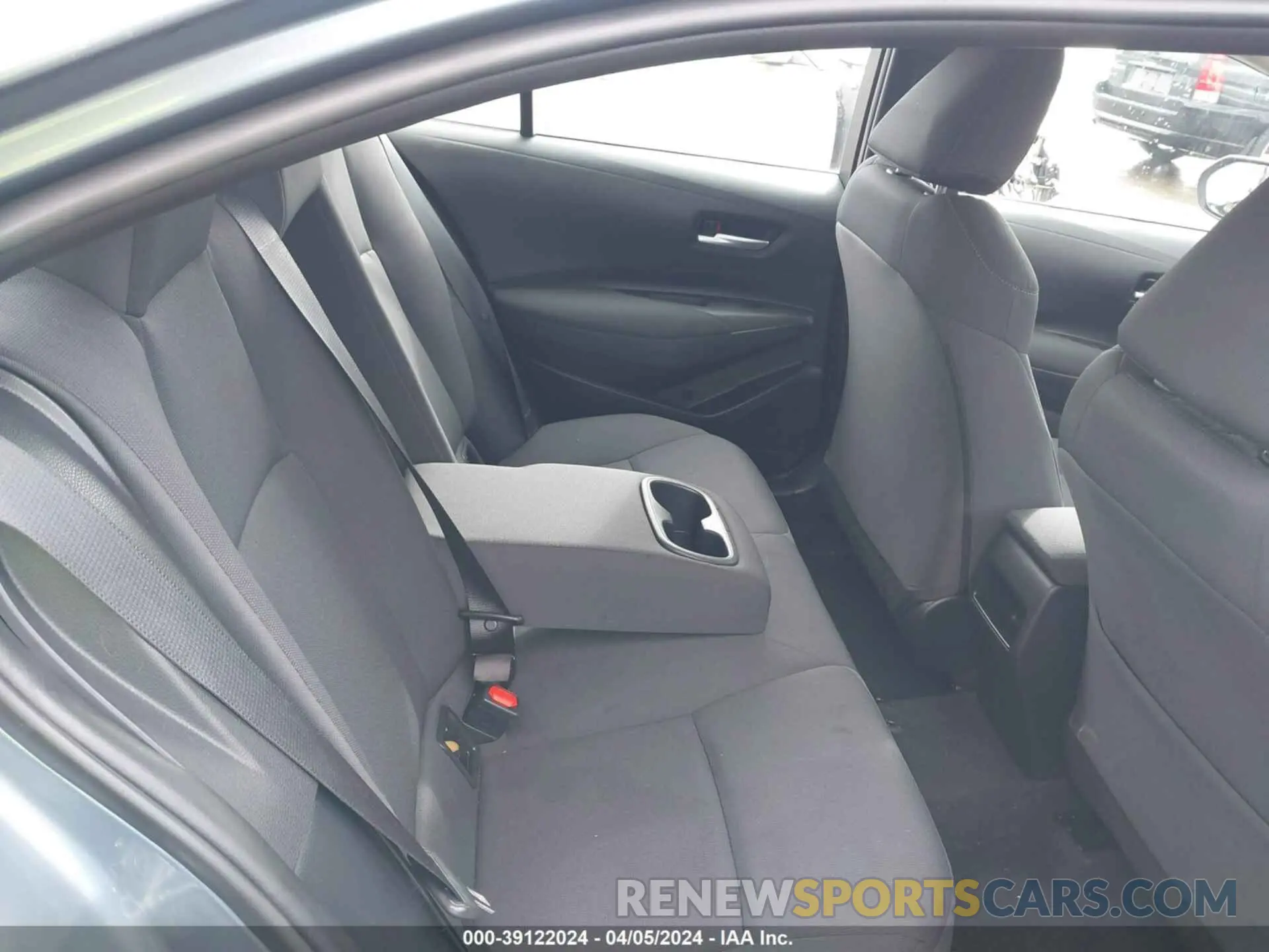 8 fotografías del automóvil dañado 5YFEPMAE5MP181059 TOYOTA COROLLA 2021