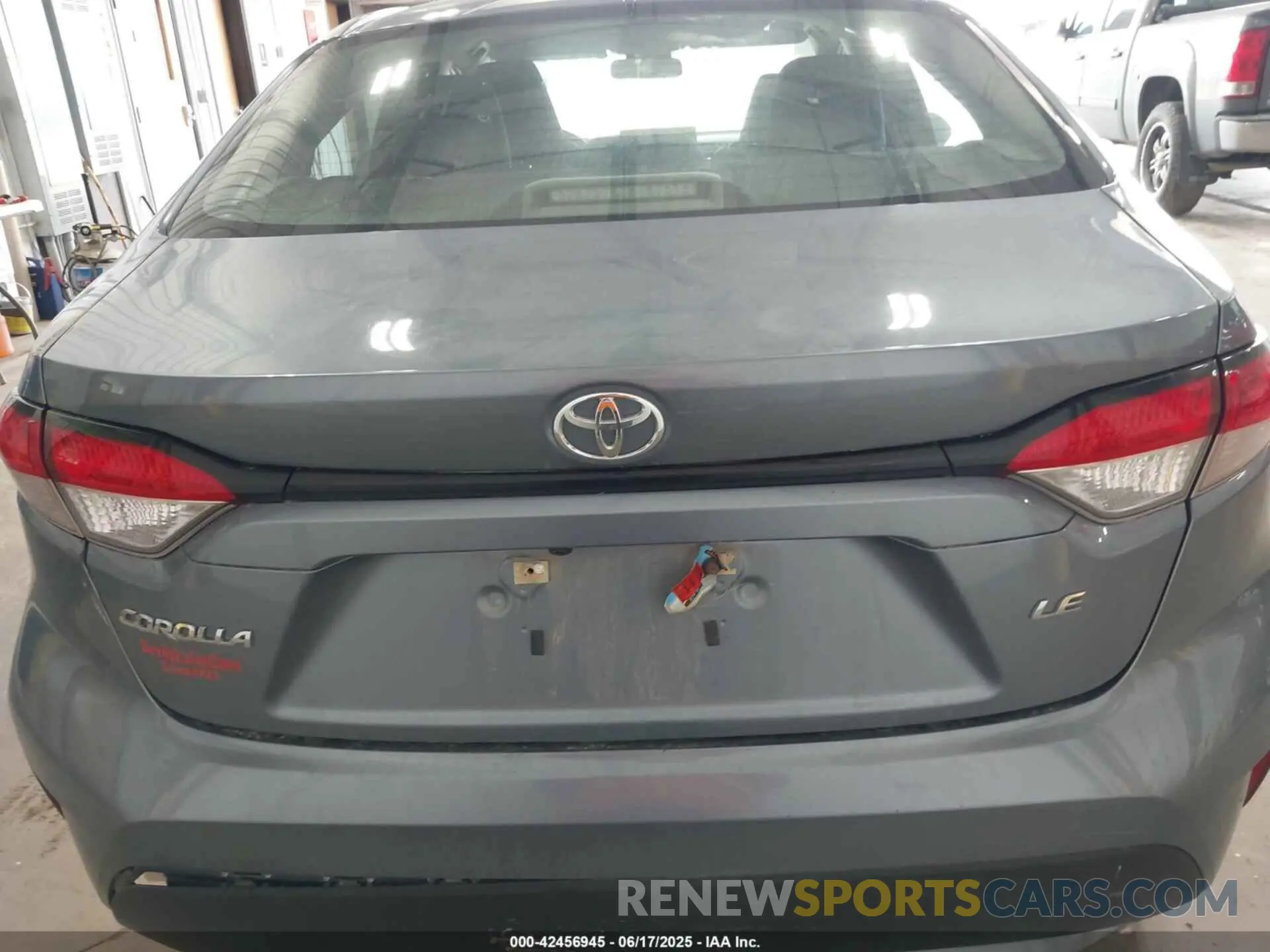 16 fotografías del automóvil dañado 5YFEPMAE5MP186956 TOYOTA COROLLA 2021