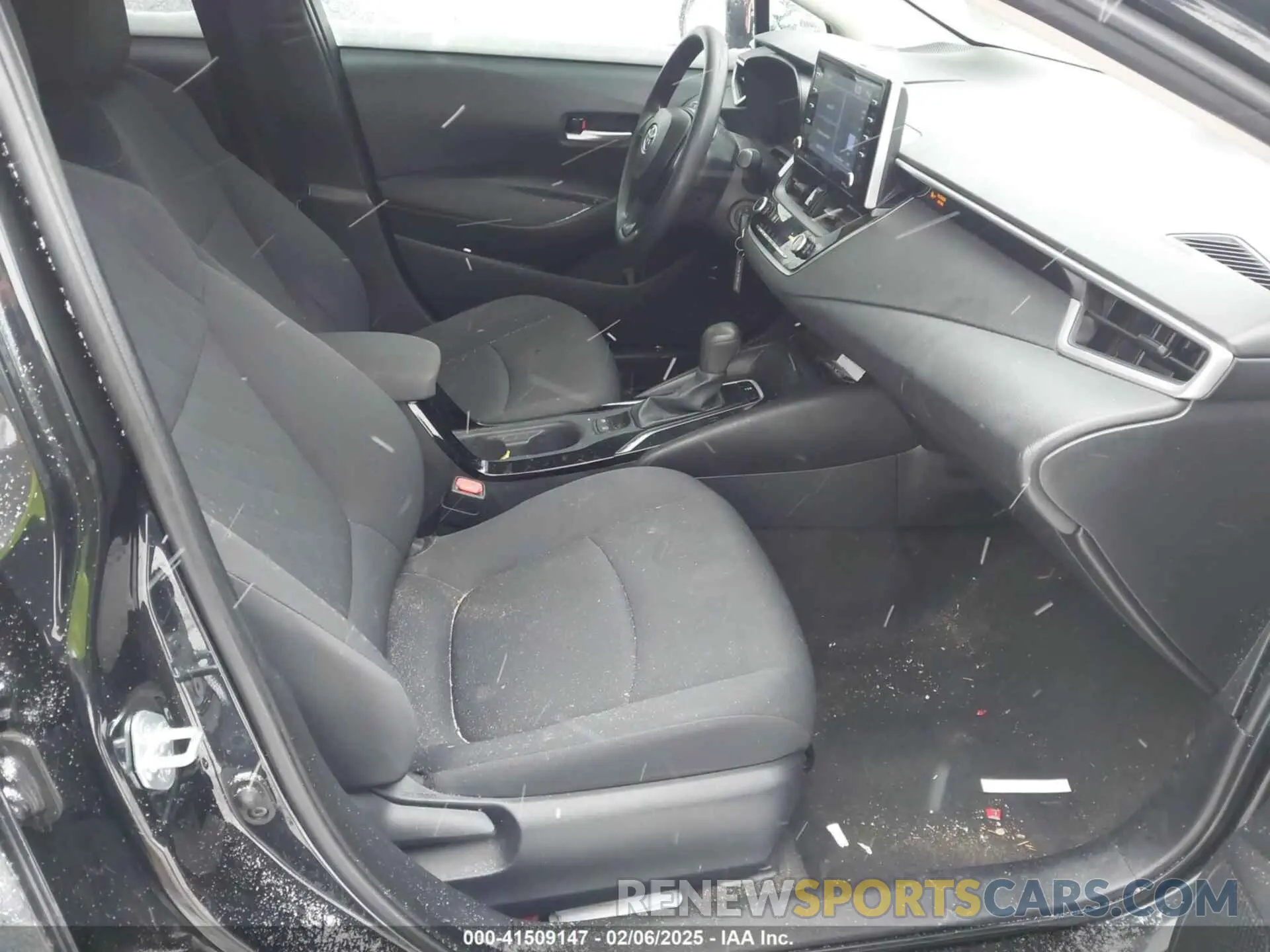 5 fotografías del automóvil dañado 5YFEPMAE5MP189551 TOYOTA COROLLA 2021