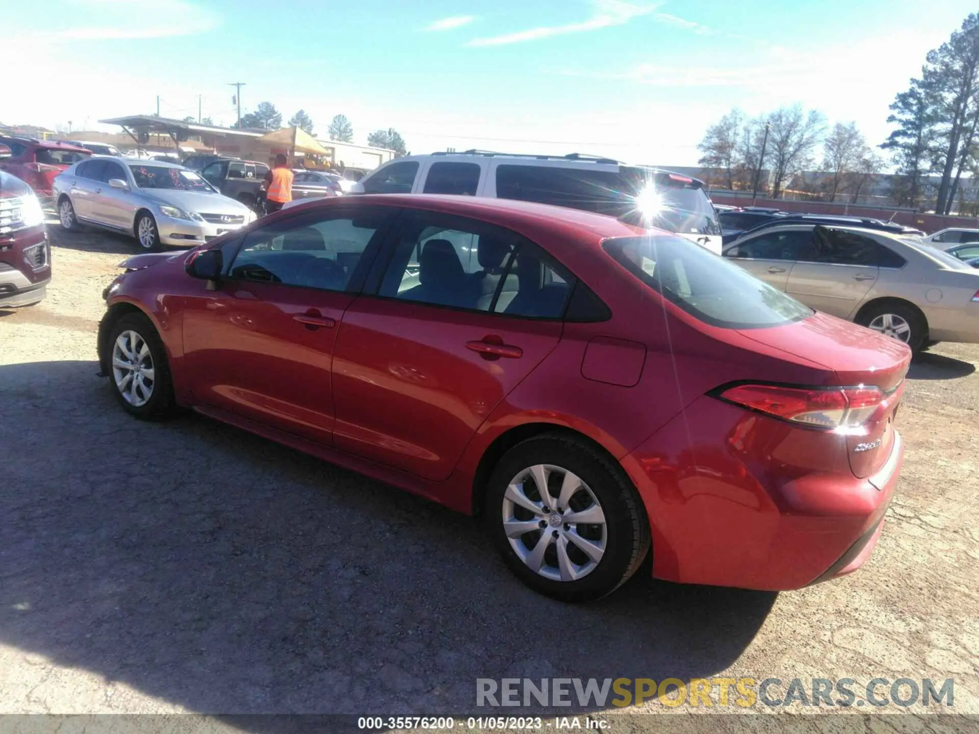 3 fotografías del automóvil dañado 5YFEPMAE5MP192482 TOYOTA COROLLA 2021