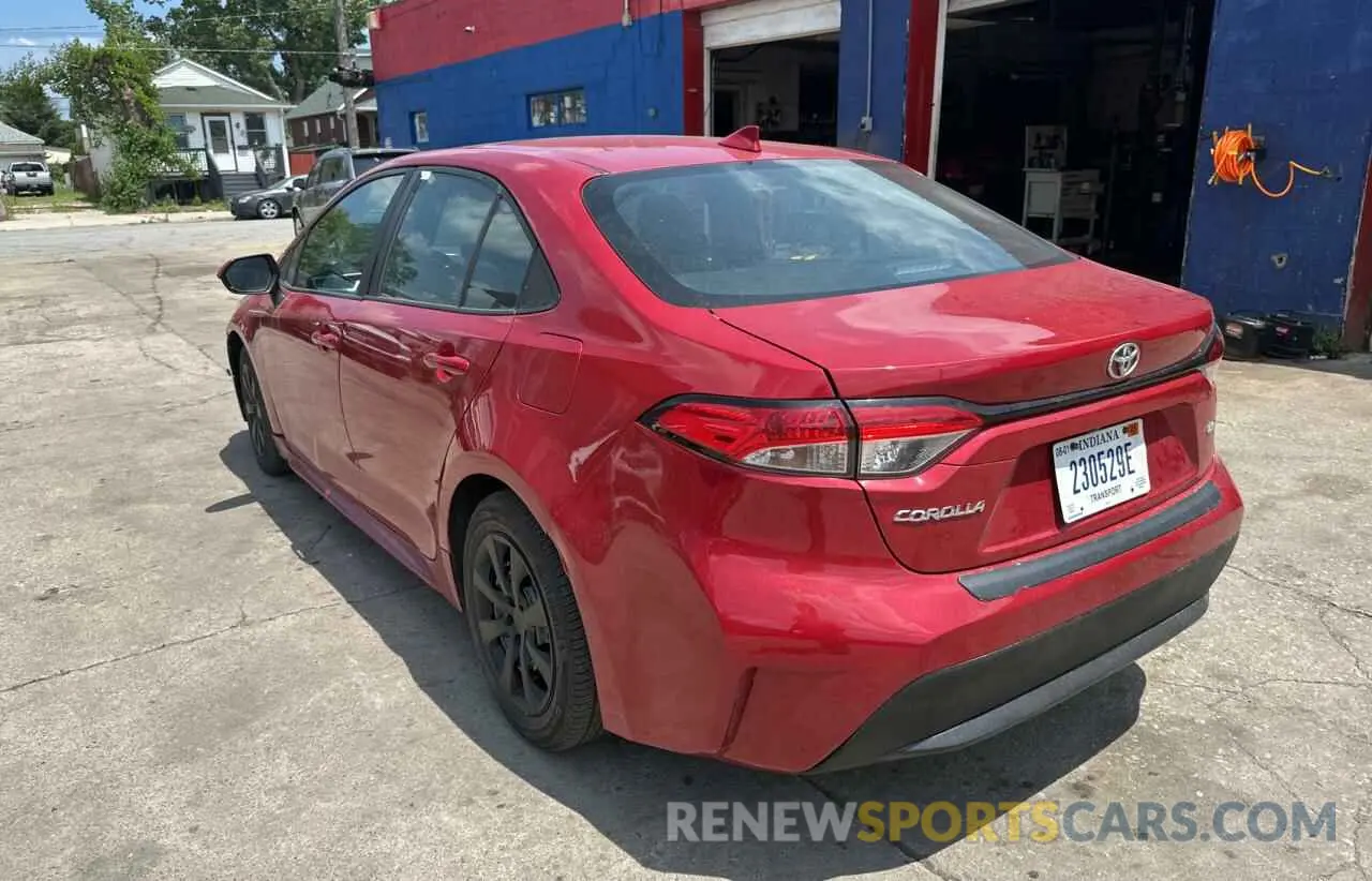 3 fotografías del automóvil dañado 5YFEPMAE5MP194264 TOYOTA COROLLA 2021