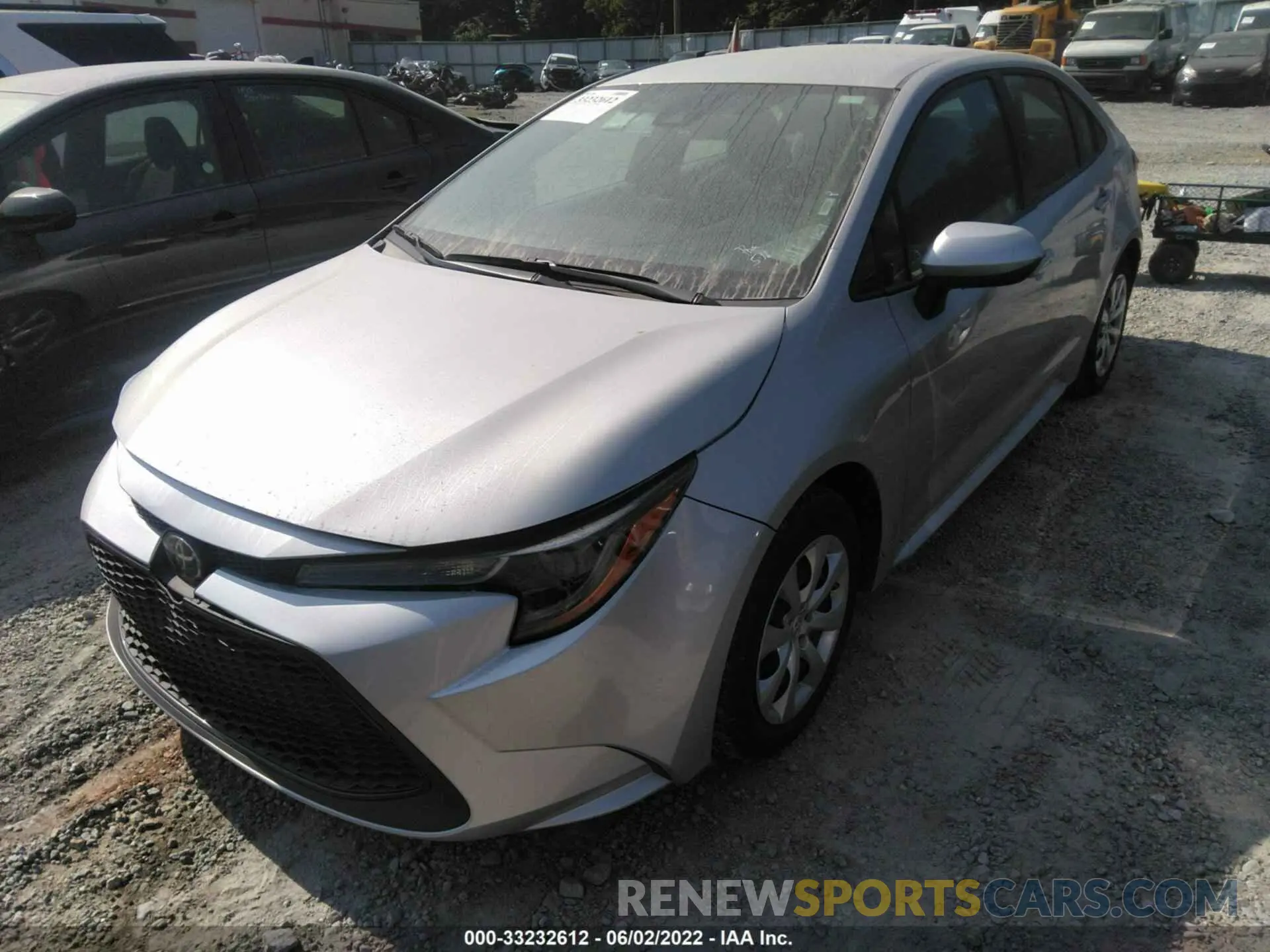 2 fotografías del automóvil dañado 5YFEPMAE5MP198623 TOYOTA COROLLA 2021