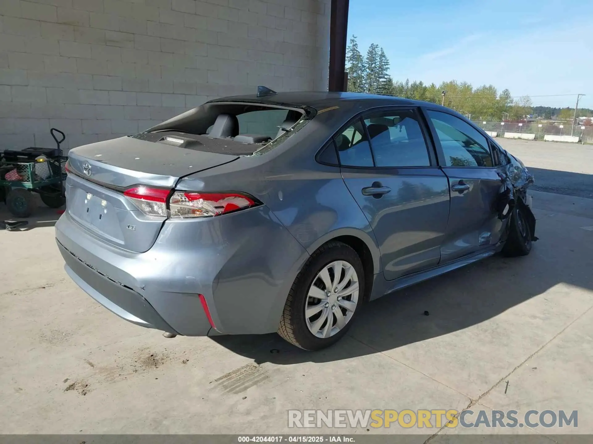 4 fotografías del automóvil dañado 5YFEPMAE5MP204274 TOYOTA COROLLA 2021