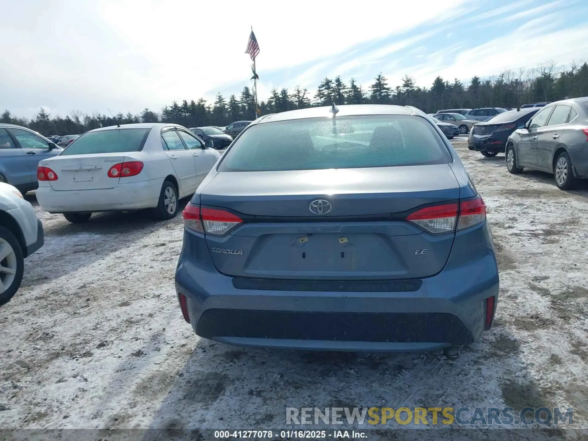 17 fotografías del automóvil dañado 5YFEPMAE5MP208812 TOYOTA COROLLA 2021