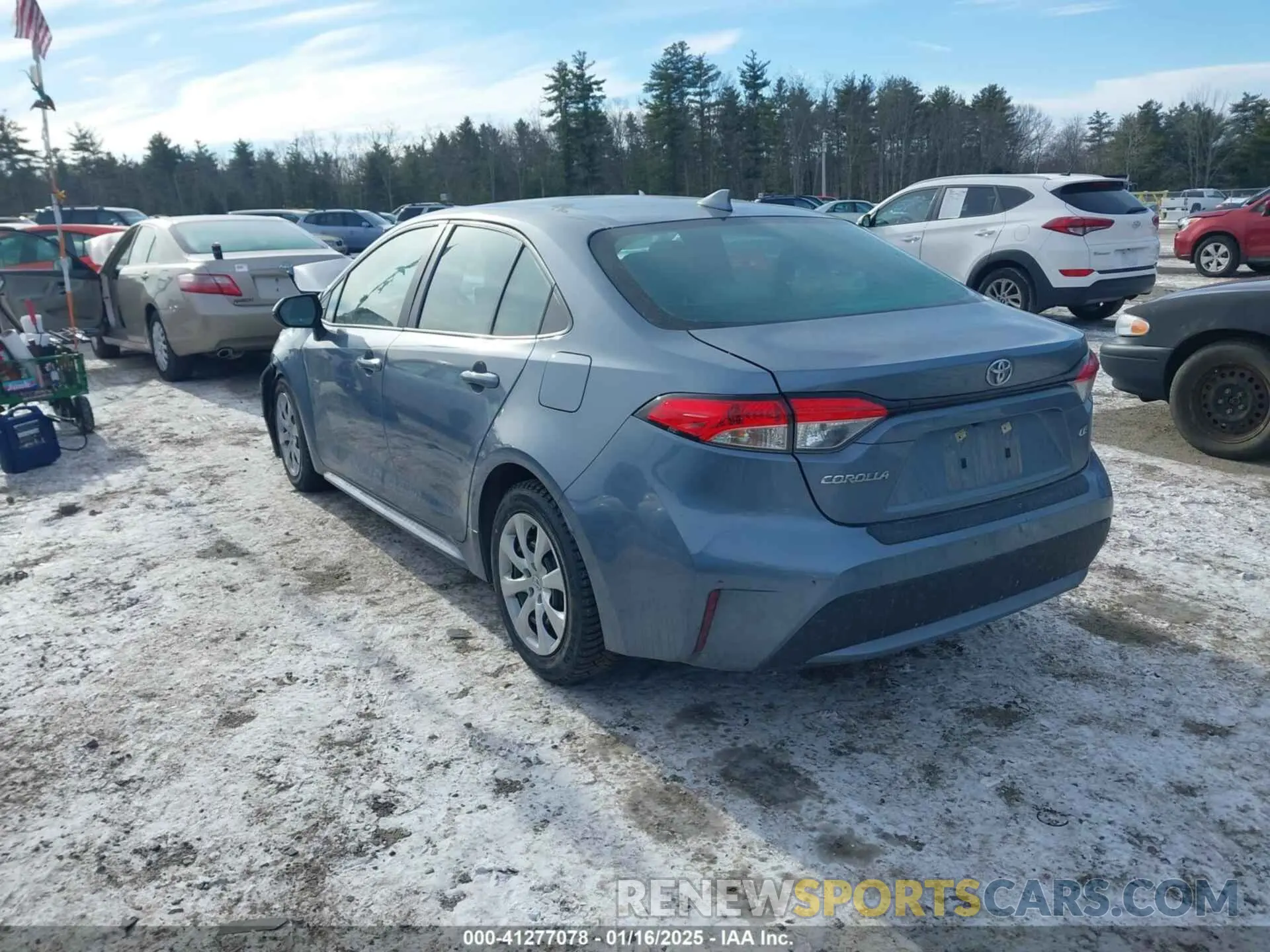 3 fotografías del automóvil dañado 5YFEPMAE5MP208812 TOYOTA COROLLA 2021