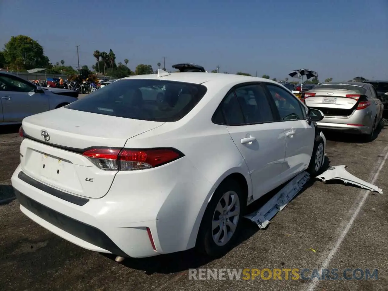 4 fotografías del automóvil dañado 5YFEPMAE5MP213329 TOYOTA COROLLA 2021